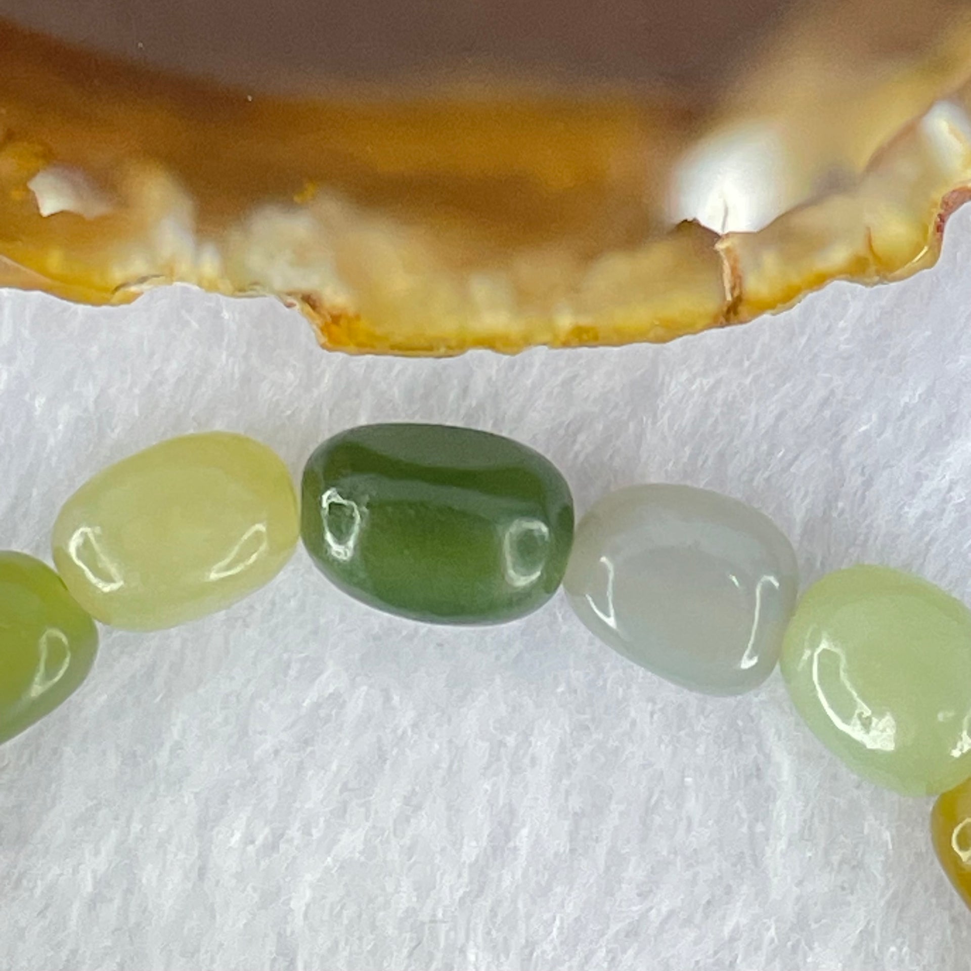 Natural Muti Color Serpentine Beads Bracelet 17.24g 14cm 8.5mm 18 Beads - Huangs Jadeite and Jewelry Pte Ltd