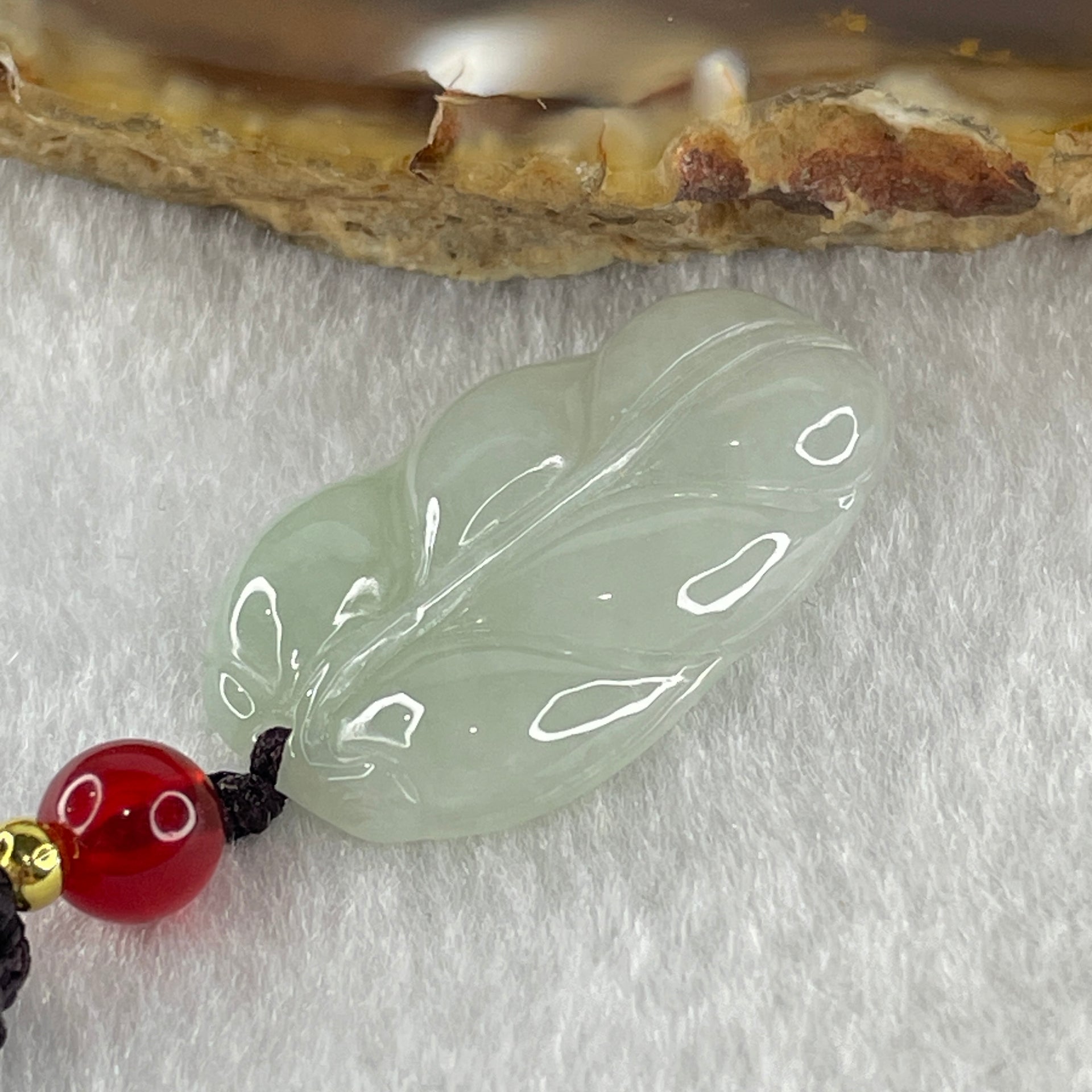 Natural Type A Faint Green Jadeite Leaf Pendant 4.77g 24.8 by 16.4 by 4.0mm - Huangs Jadeite and Jewelry Pte Ltd