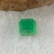 Natural Colombia Vivid Green Emerald (Beryl) Cut-Cornered Rectangular Step cut 0.48ct 4.9 by 4.6 by 2.8mm - Huangs Jadeite and Jewelry Pte Ltd