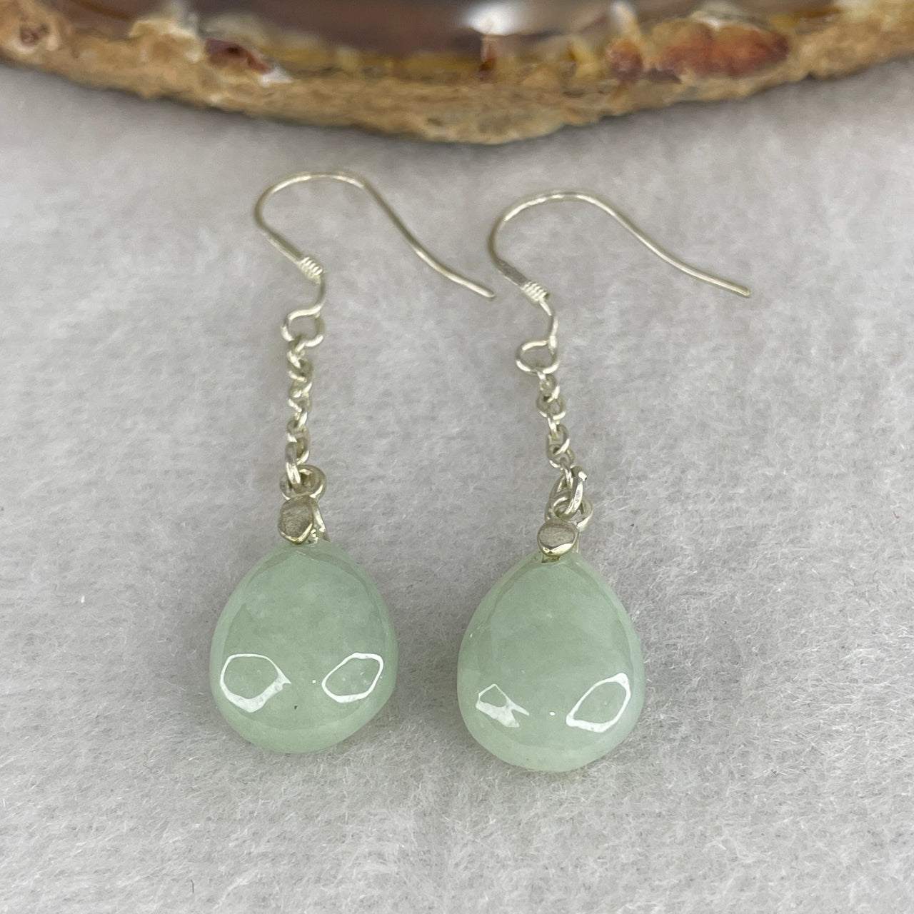 Natural Type A Light Green Jadeite Earrings | S925 Sterling Silver Teardrop Dangling Drop Earrings (4.16g 14.8x10.6x6.4mm)