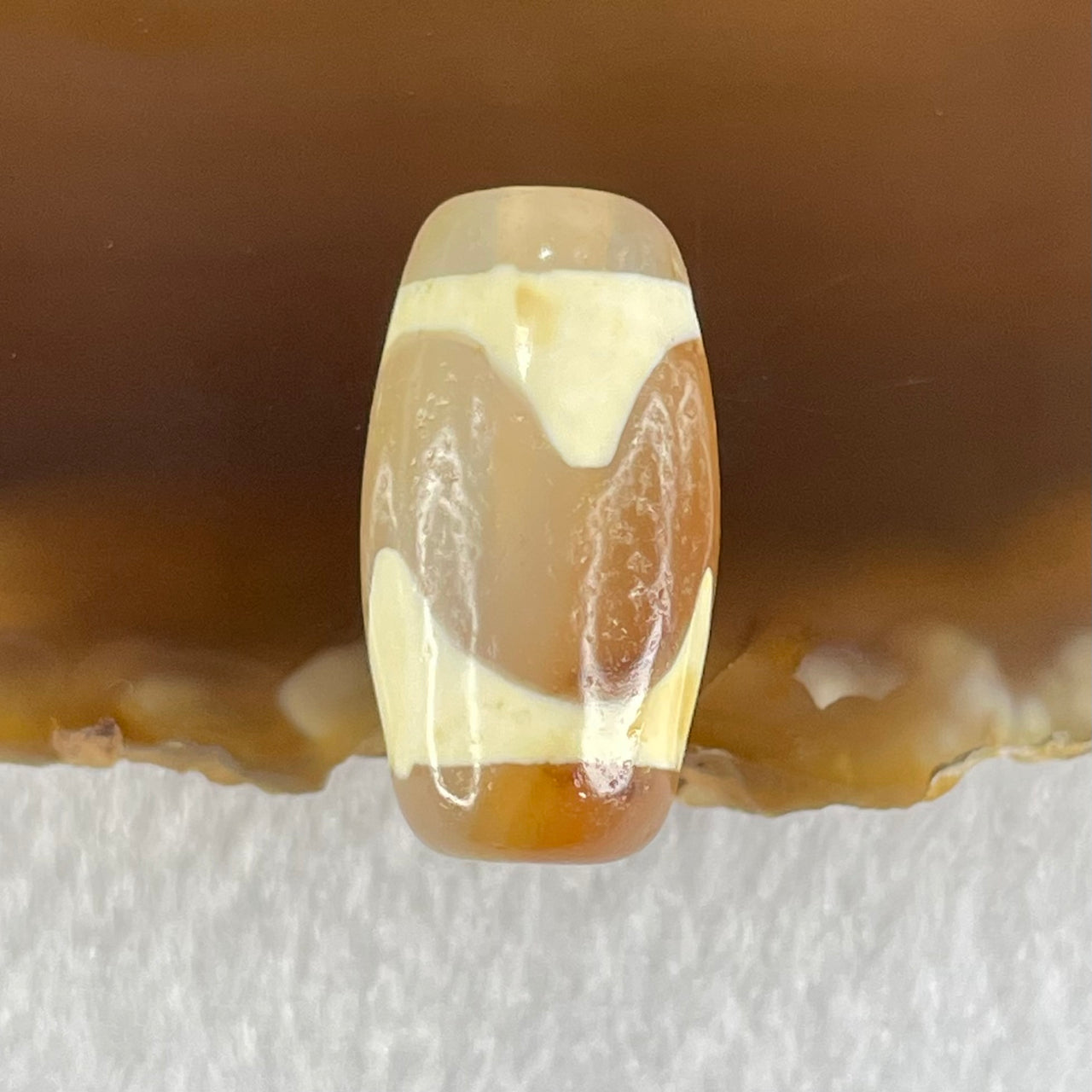 Natural Powerful Tibetan Old Oily Agate Tiger Tooth Daluo Dzi Bead Heavenly Master (Tian Zhu) 虎呀天诛 3.34g 20.1 by 10.6mm - Huangs Jadeite and Jewelry Pte Ltd