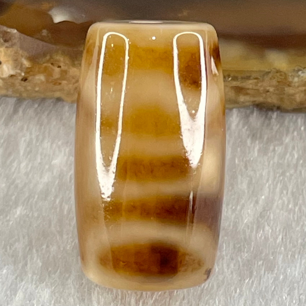 Natural Powerful Tibetan Old Oily Agate Sky Door Serenity 1 Eye Dzi Bead Heavenly Master (Tian Zhu) 一眼天门天诛 4.74g 19.9 by 11.7mm - Huangs Jadeite and Jewelry Pte Ltd