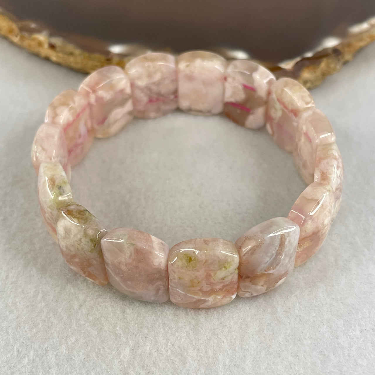 Above Average Natural Pink Flower Agate Shou Pai Bracelet 39.89g 17cm 17.9 by 13.0mm 15 Pieces (Slight External Rough) - Huangs Jadeite and Jewelry Pte Ltd