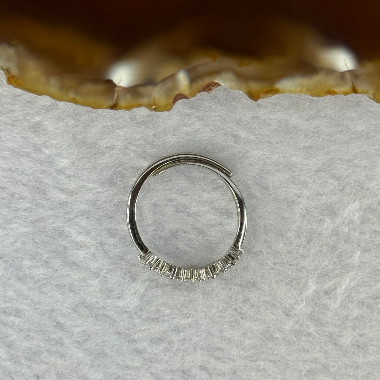 Moissanite in 925 Sliver Ring (Adjustable Size) S925银莫桑石戒指 1.24g 2.4 by 1.1mm - Huangs Jadeite and Jewelry Pte Ltd