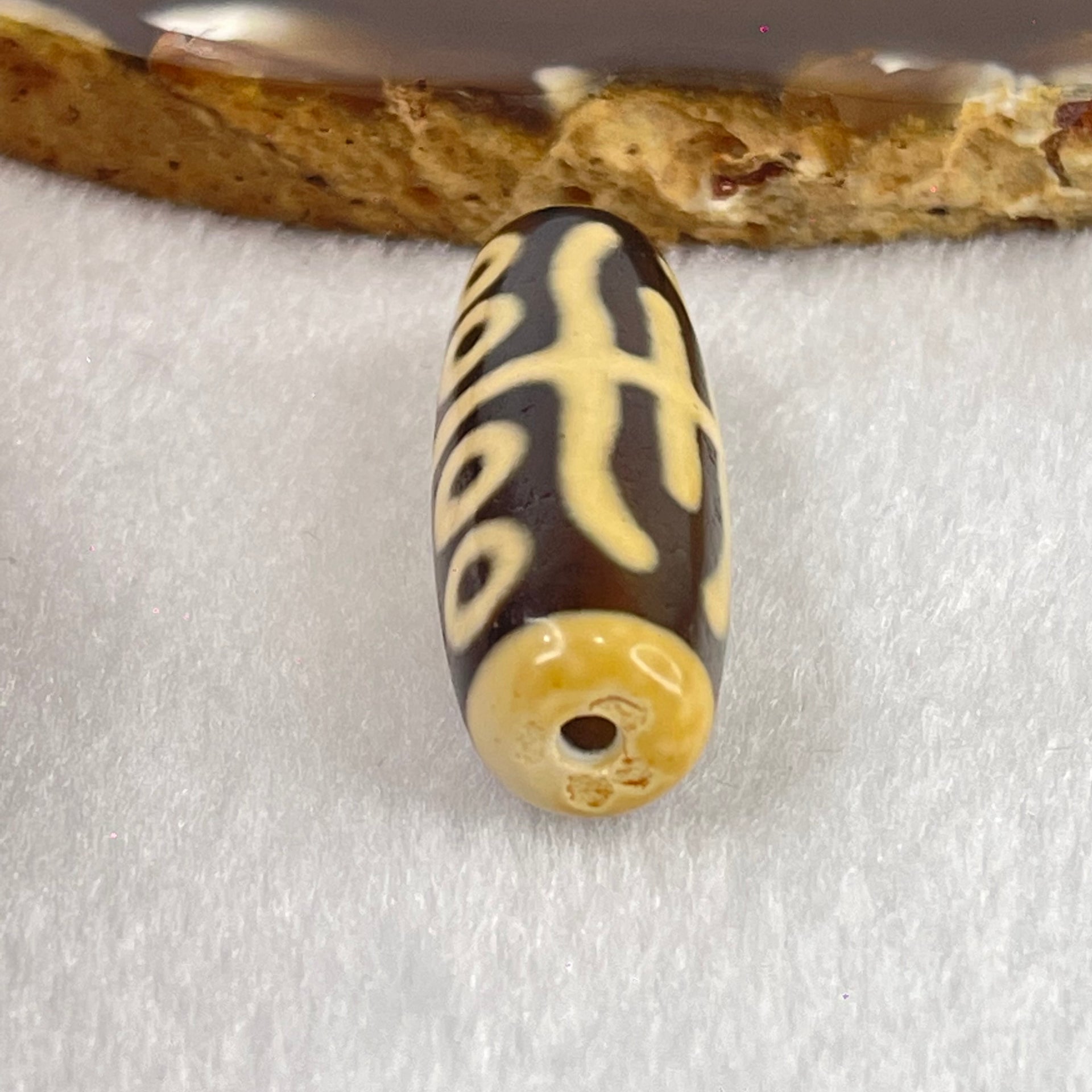 Natural Powerful Tibetan Old Oily Agate Water Lines 8 Eyes Dzi Bead Heavenly Master (Tian Zhu) 水纹八眼天诛 10.08g 38.2 by 13.0mm - Huangs Jadeite and Jewelry Pte Ltd