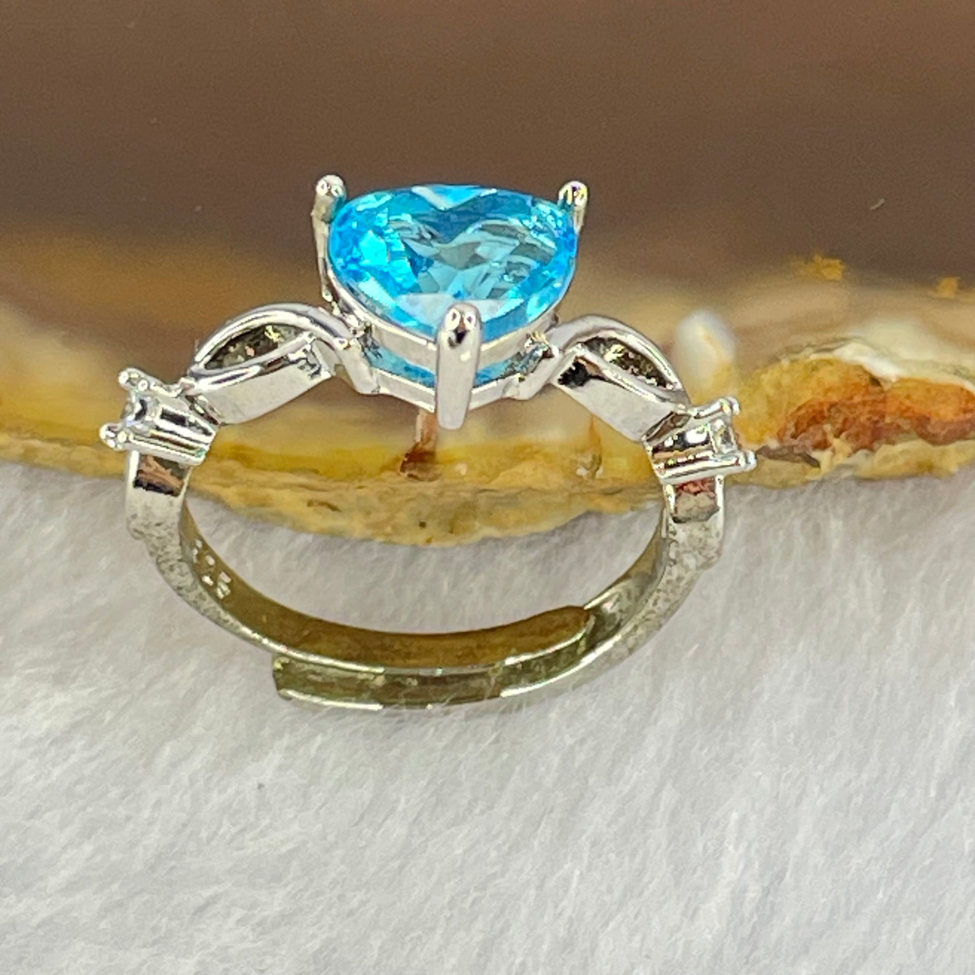 Blue Cubic Zirconia in S925 Sliver Ring (Adjustable Size) 2.07g 8.7 by 7.1 by 5.0mm - Huangs Jadeite and Jewelry Pte Ltd