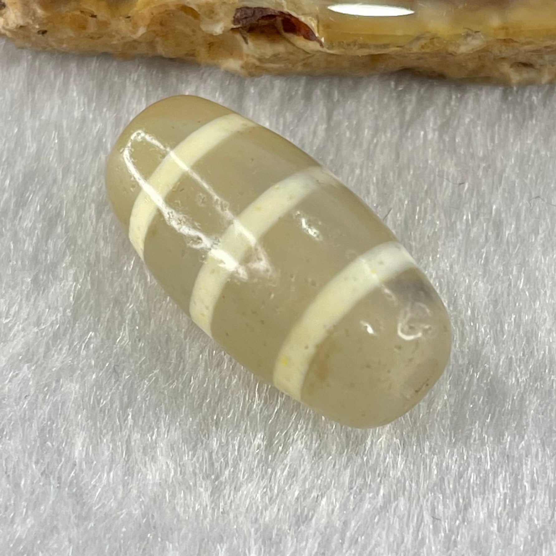 Natural Powerful Tibetan Old Oily Agate 3-Lines Dzi Bead Heavenly Master (Tian Zhu) 三行天诛 3.00g 20.1 by 10.1mm - Huangs Jadeite and Jewelry Pte Ltd