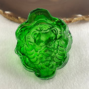 Natural Green Liuli 3 Legged Toad with Ancient Coin Display 140.22g 62.5 by 53.0 by 46.5mm - Huangs Jadeite and Jewelry Pte Ltd