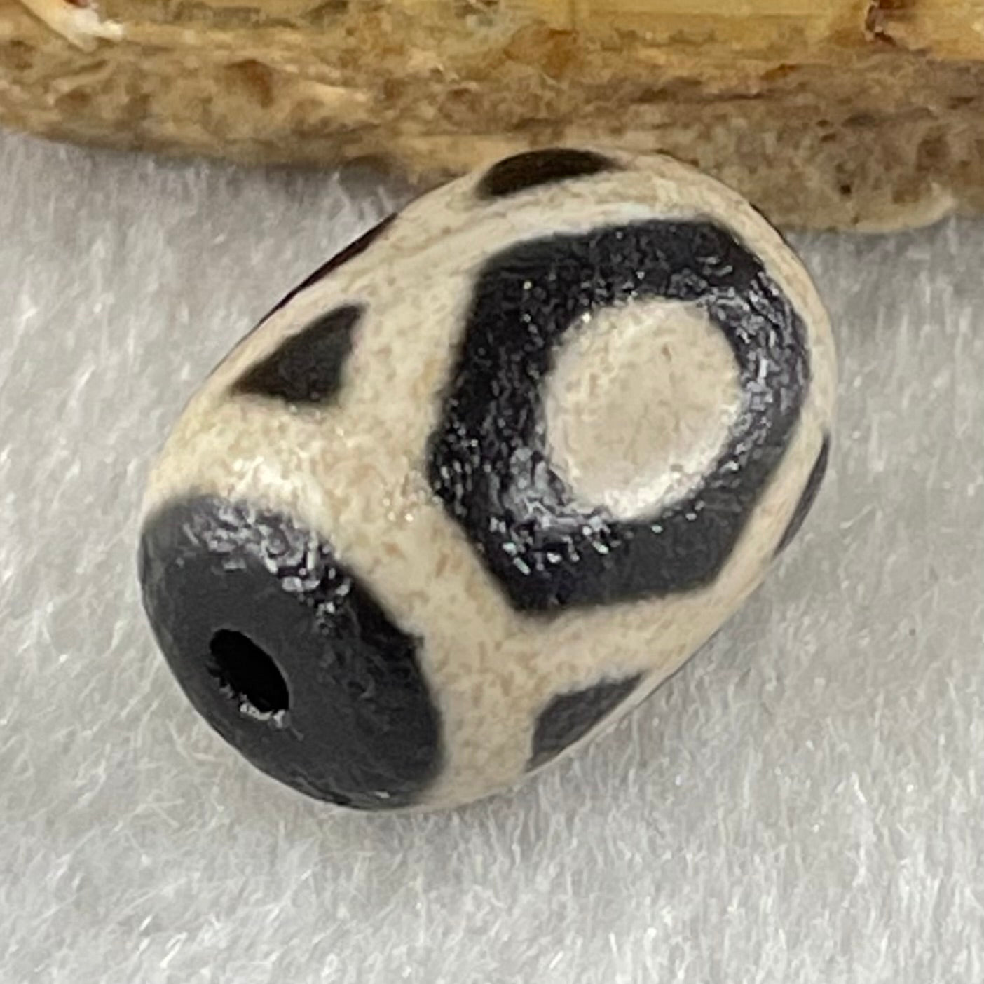 Natural Powerful Tibetan Old Oily Agate Jin Gang 3 Eyes Dzi Bead Heavenly Master (Tian Zhu) 金刚三眼天诛 2.20g 13.8 by 10.0mm - Huangs Jadeite and Jewelry Pte Ltd