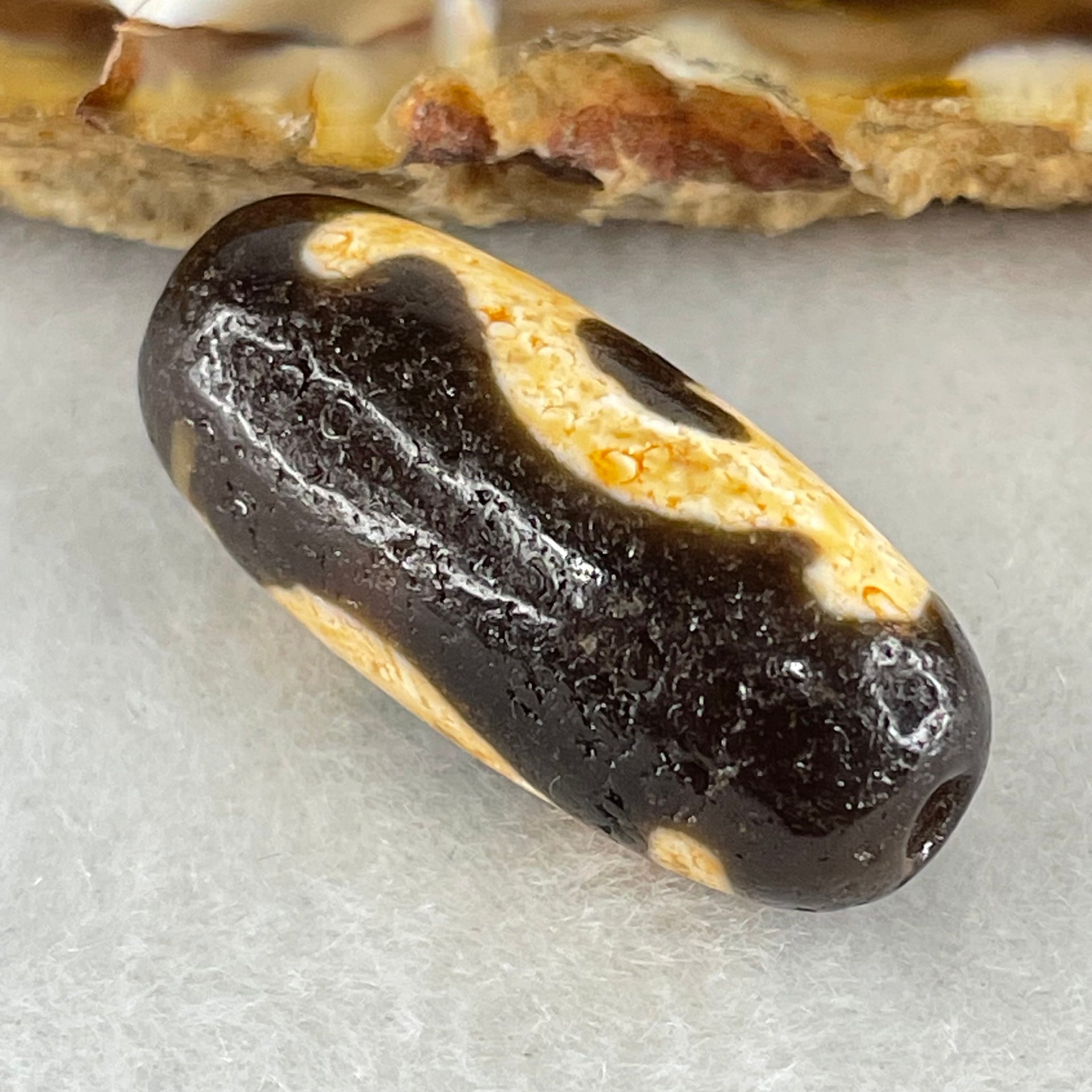 Natural Powerful Tibetan Old Oily Agate Green Tara Dzi Bead Heavenly Master (Tian Zhu) 绿度母天珠 6.23g 28.2 by 12.1mm - Huangs Jadeite and Jewelry Pte Ltd
