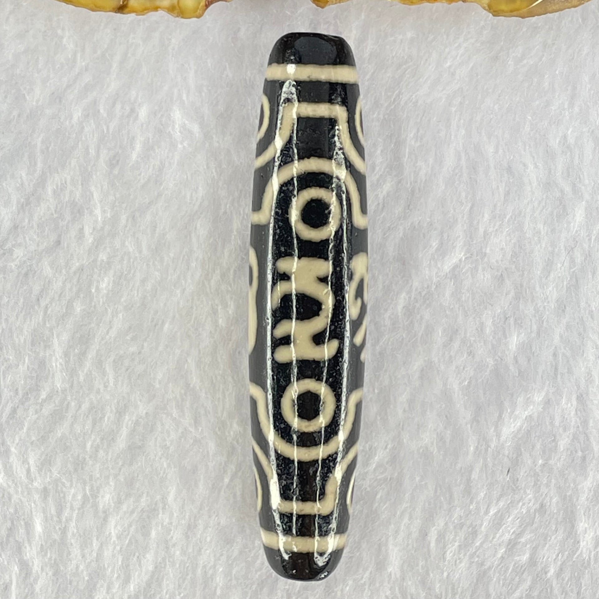 Natural Powerful Tibetan Old Oily Agate 8 Eyes Om Mani Padme Hum Dzi Bead Heavenly Master (Tian Zhu) 六字箴言八眼天珠 15.12g 59.0 by 13.0mm - Huangs Jadeite and Jewelry Pte Ltd