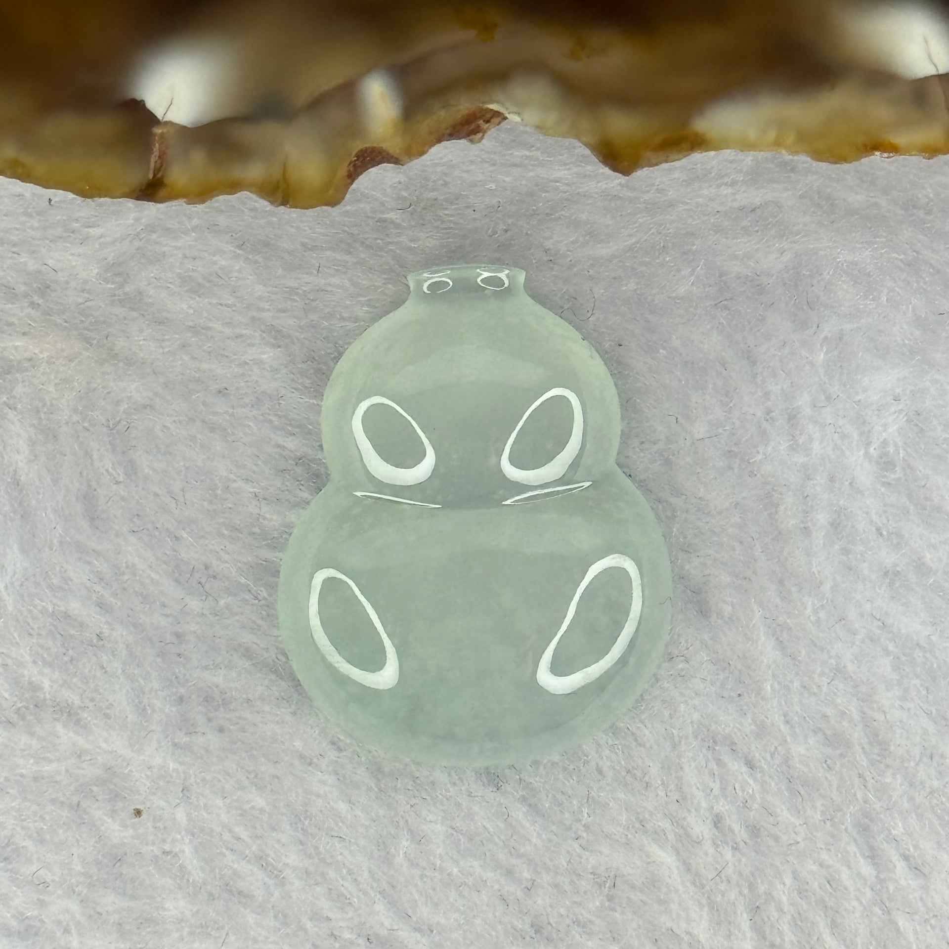Type A Icy Faint Sky Blue Jadeite Hulu Setting stone 4.48g 23.5 by 18.4 by 5.9mm - Huangs Jadeite and Jewelry Pte Ltd