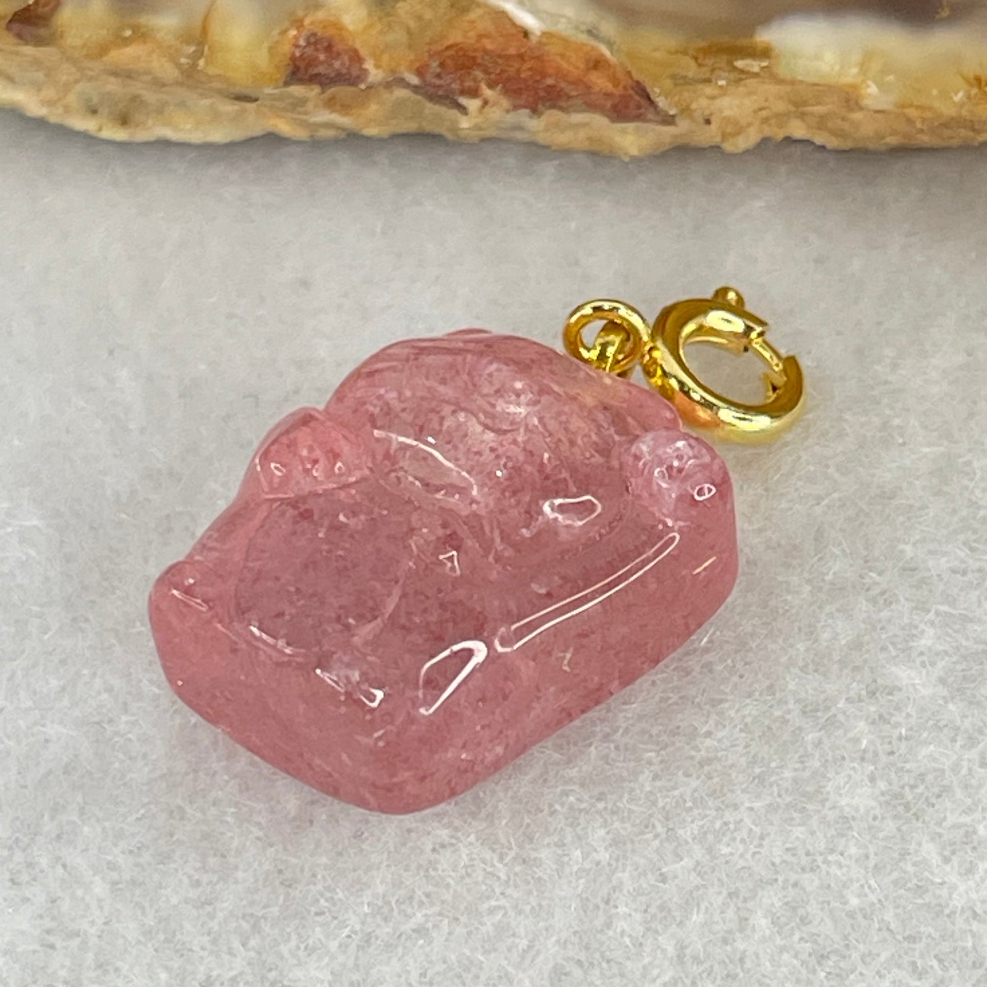 Natural Strawberry Quartz Fortune Cat Charm 4.00g 17.6 by 12.8 by 9.7mm - Huangs Jadeite and Jewelry Pte Ltd