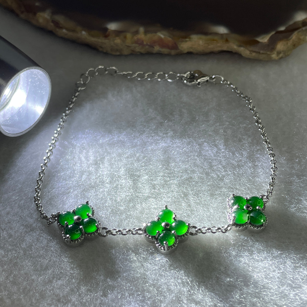 Natural Type A Omphacite Spicy Green Jadeite Cabochon 4-Leaf Clover in S925 Silver Bracelet | (4.34g | 15–18cm | 3.6 x 1.5mm x 12 Pcs | "Sì Yè Cǎo" Ultimate Good Luck Anchor, Feng Shui Prosperity Strand) - Huangs Jadeite and Jewelry Pte Ltd