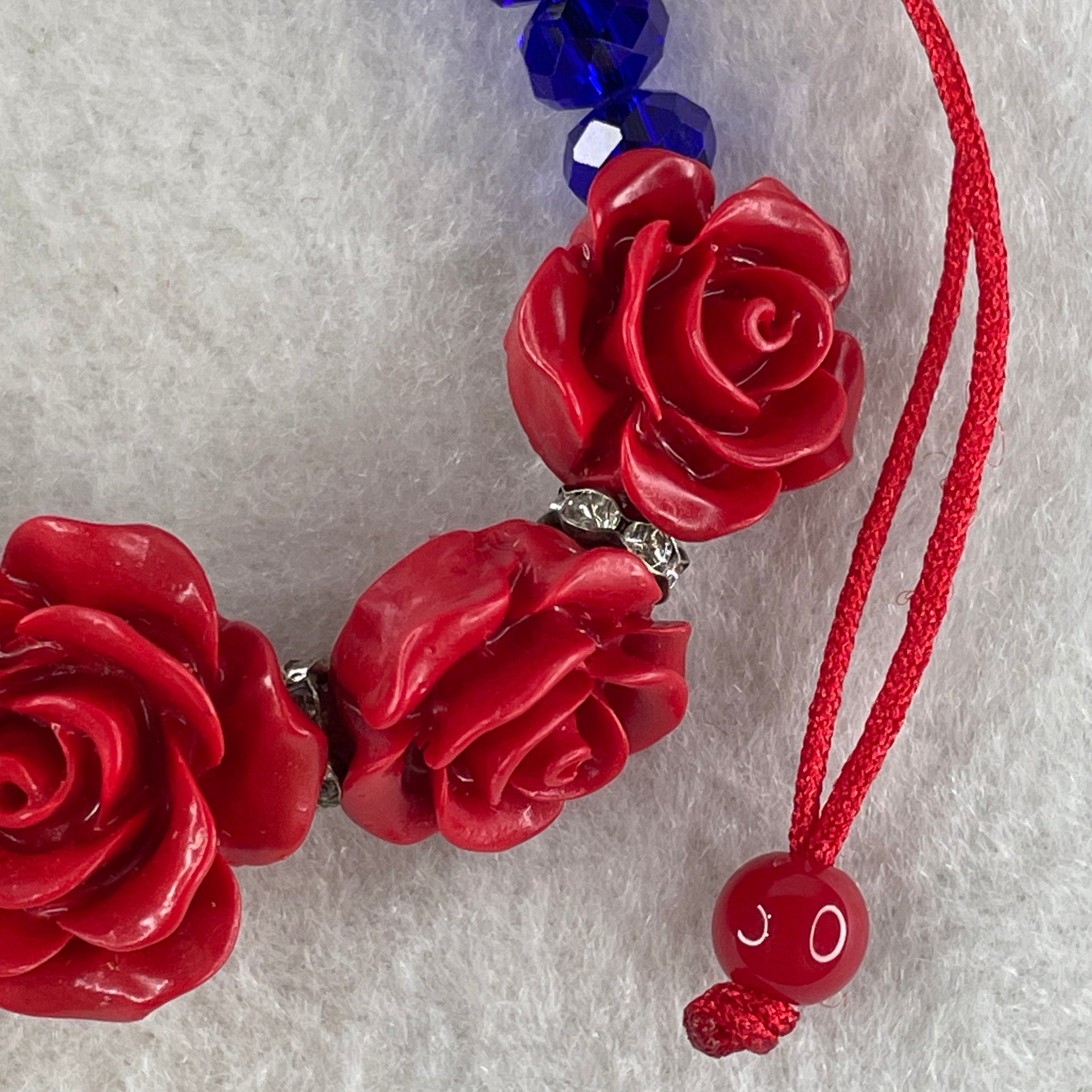 Red Clay Flower with Blue Man Made Bracelet 9.50g 1 bead-18.5 by 10.1mm -4 beads 15.2 by 8.1mm - Huangs Jadeite and Jewelry Pte Ltd