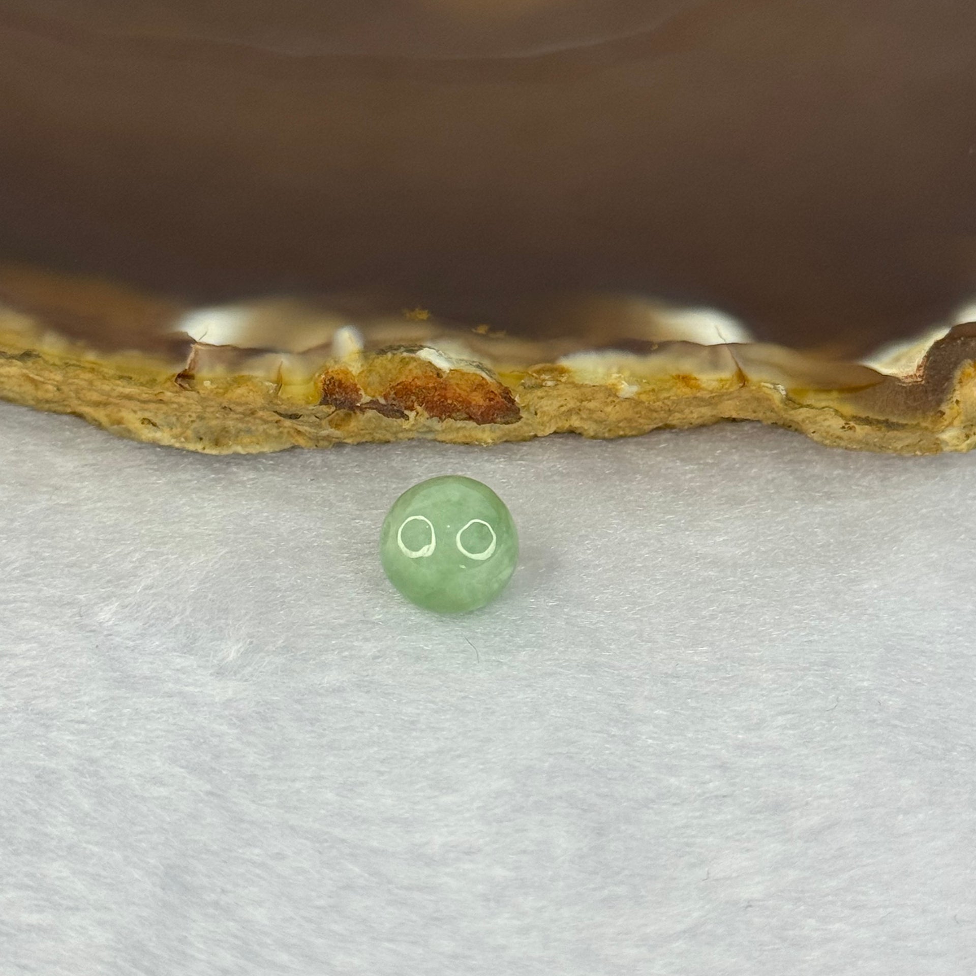 Type A Green Jadeite Bead for Bracelet/Necklace/Earrings/Rings 1.25g 8.9mm - Huangs Jadeite and Jewelry Pte Ltd