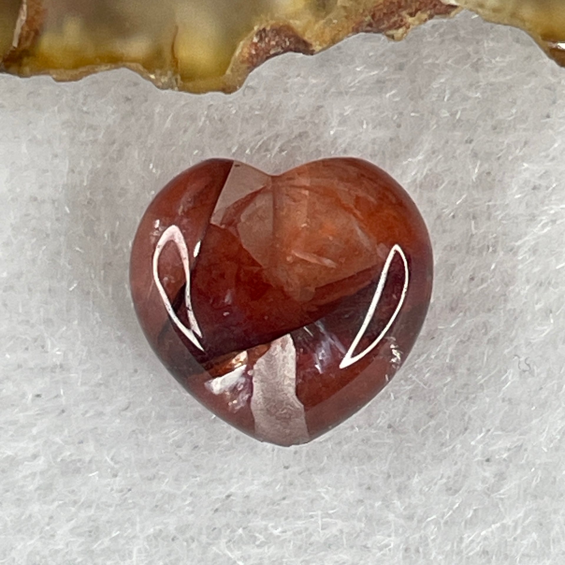 Natural Ferruginous Quartz Heart Shape Charm 1.53g 11.4 by 12.9 by 7.3mm - Huangs Jadeite and Jewelry Pte Ltd