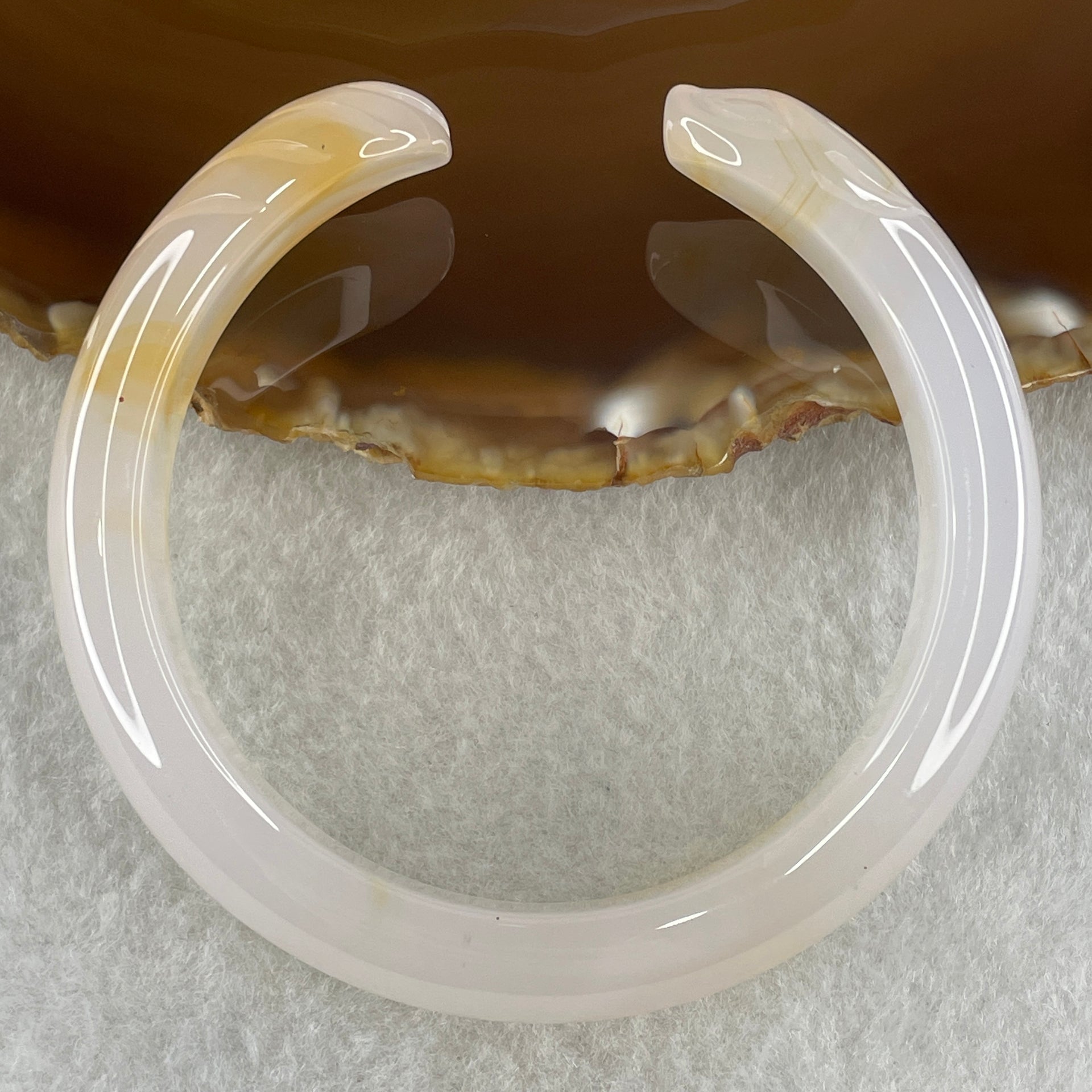 Natural White with Orange Piao Hua Agate Fox Bange Internal Dimeter 32.97g 11.6mm 54.5cm - Huangs Jadeite and Jewelry Pte Ltd