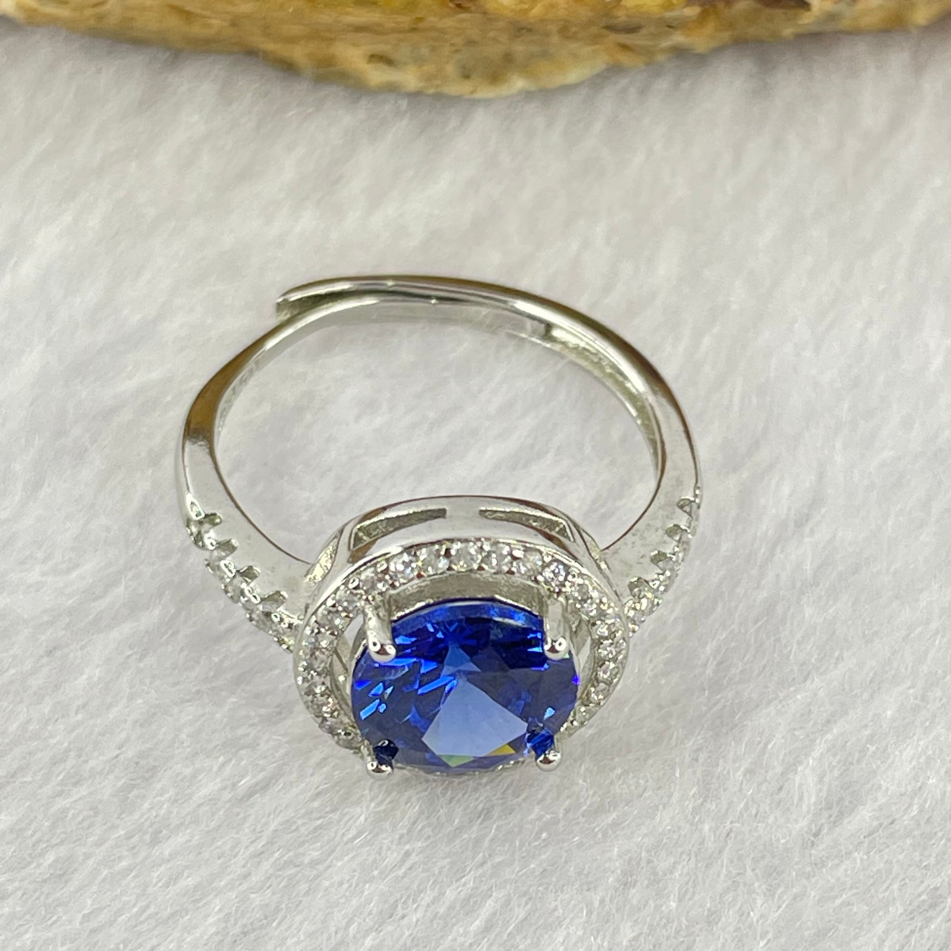 Blue Cubic Zirconia with Crystals in PT950 Plated Sliver Ring (Adjustable Size) 2.28g 7.8 by 4.8mm - Huangs Jadeite and Jewelry Pte Ltd