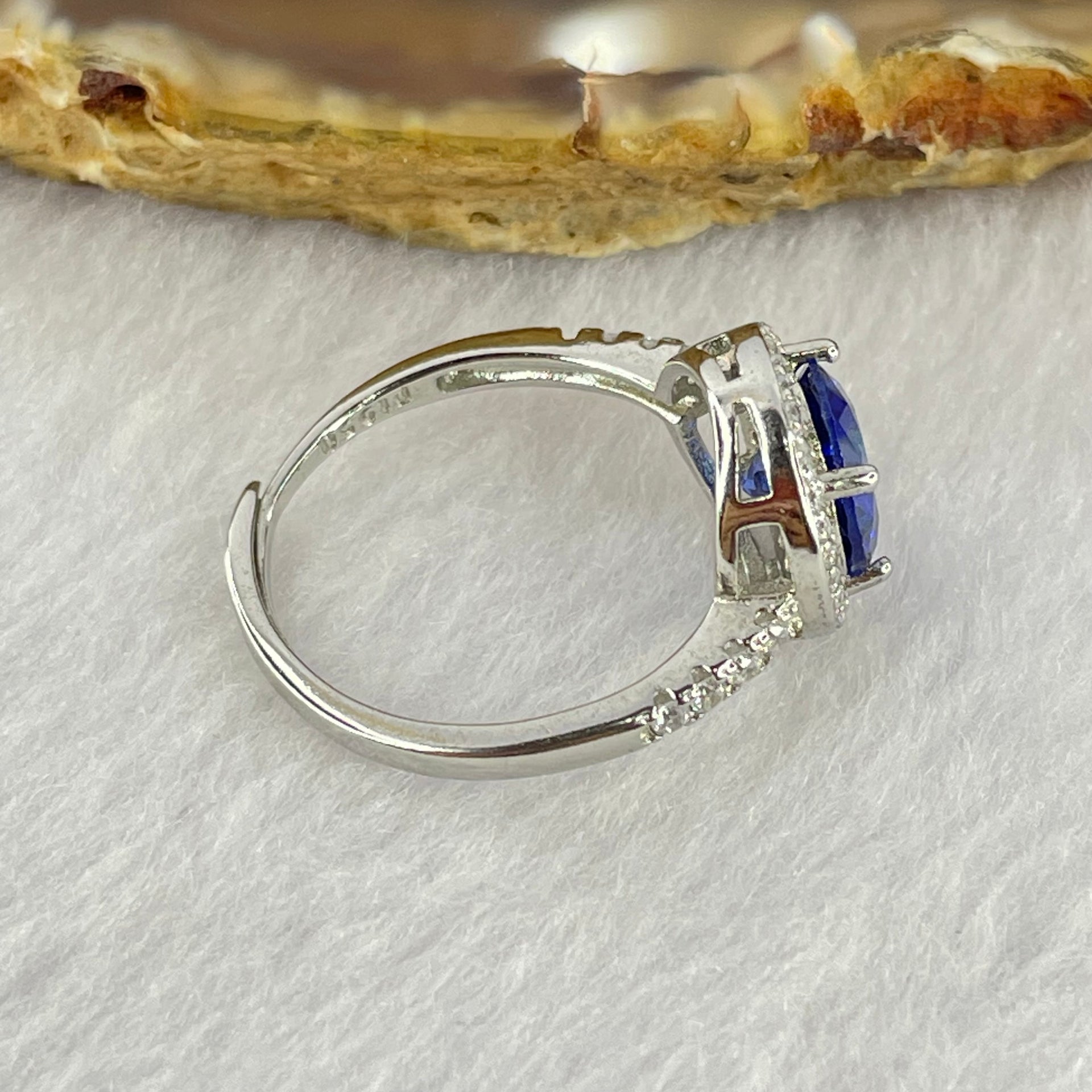 Blue Cubic Zirconia with Crystals in PT950 Plated Sliver Ring (Adjustable Size) 2.28g 7.8 by 4.8mm - Huangs Jadeite and Jewelry Pte Ltd