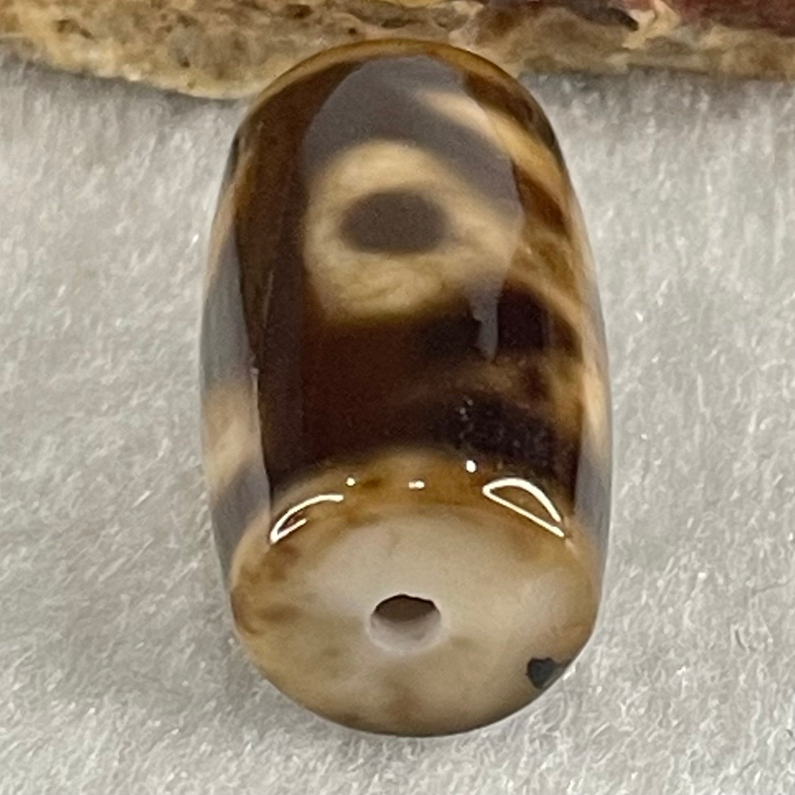 Natural Powerful Tibetan Old Oily Agate Patina Guiren Tairen Human Dzi Bead Totem Amulet Heavenly Master (Tian Zhu) 贵人天诛 4.88g 19.8 by 11.8mm - Huangs Jadeite and Jewelry Pte Ltd