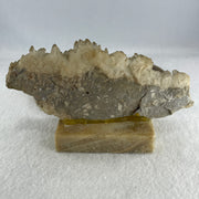 Natural Clear Quartz Crystal Cluster Display 431.1g 151.0 by 54.8 by 86.5mm - Huangs Jadeite and Jewelry Pte Ltd