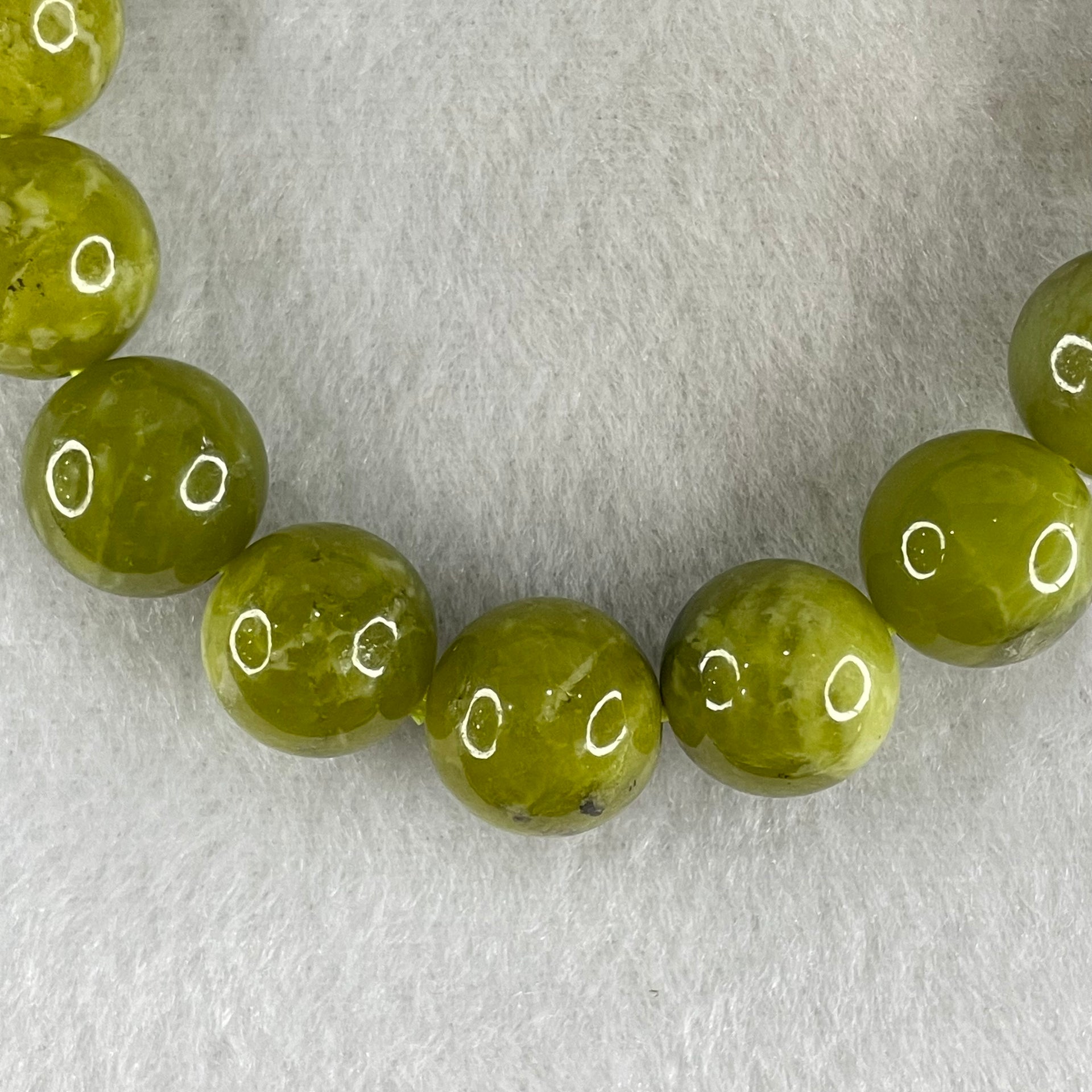 Natural Green Serpentine Jade Beads Bracelet 天然山由玉手链 52.89g 18cm 13.5mm 17 Beads - Huangs Jadeite and Jewelry Pte Ltd