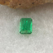Natural Colombia Vivid Green Emerald (Beryl) Cut-Cornered Rectangular Step cut 0.45ct 5.4 by 3.9 by 2.6mm - Huangs Jadeite and Jewelry Pte Ltd