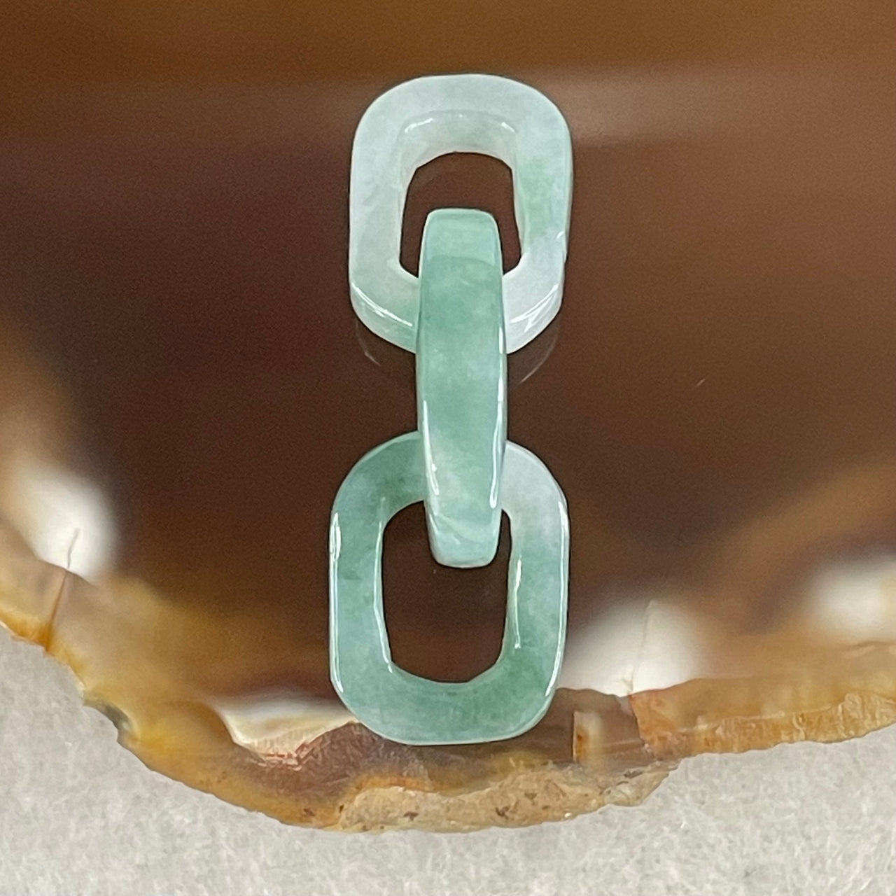 Type A Blueish Green with Faint White Jadeite Rolo Link Chain for Setting 2.43g 15.2 by 10.3 by 3.6mm - Huangs Jadeite and Jewelry Pte Ltd