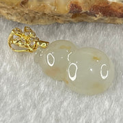 Type A Faint Lavender with Yellow Spots Jadeite Hulu with Diamonds in 18K AU750 Yellow Gold Four Leaf Clover Pendant 1.94g 15.8 by 10.9 by 5.0mm - Huangs Jadeite and Jewelry Pte Ltd