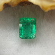 Natural Colombia Green Emerald (Beryl) Cut-Cornered Rectangular step cut 1.06ct 6.8 by 5.4 by 3.4mm - Huangs Jadeite and Jewelry Pte Ltd