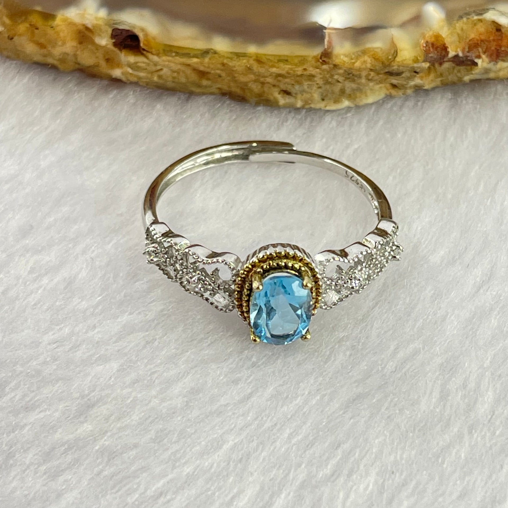 Blue Cubic Zirconia with Crystals in S925 Sliver Ring (Adjustable Size) 1.81g 6.5 by 5.0 by 3.5mm - Huangs Jadeite and Jewelry Pte Ltd