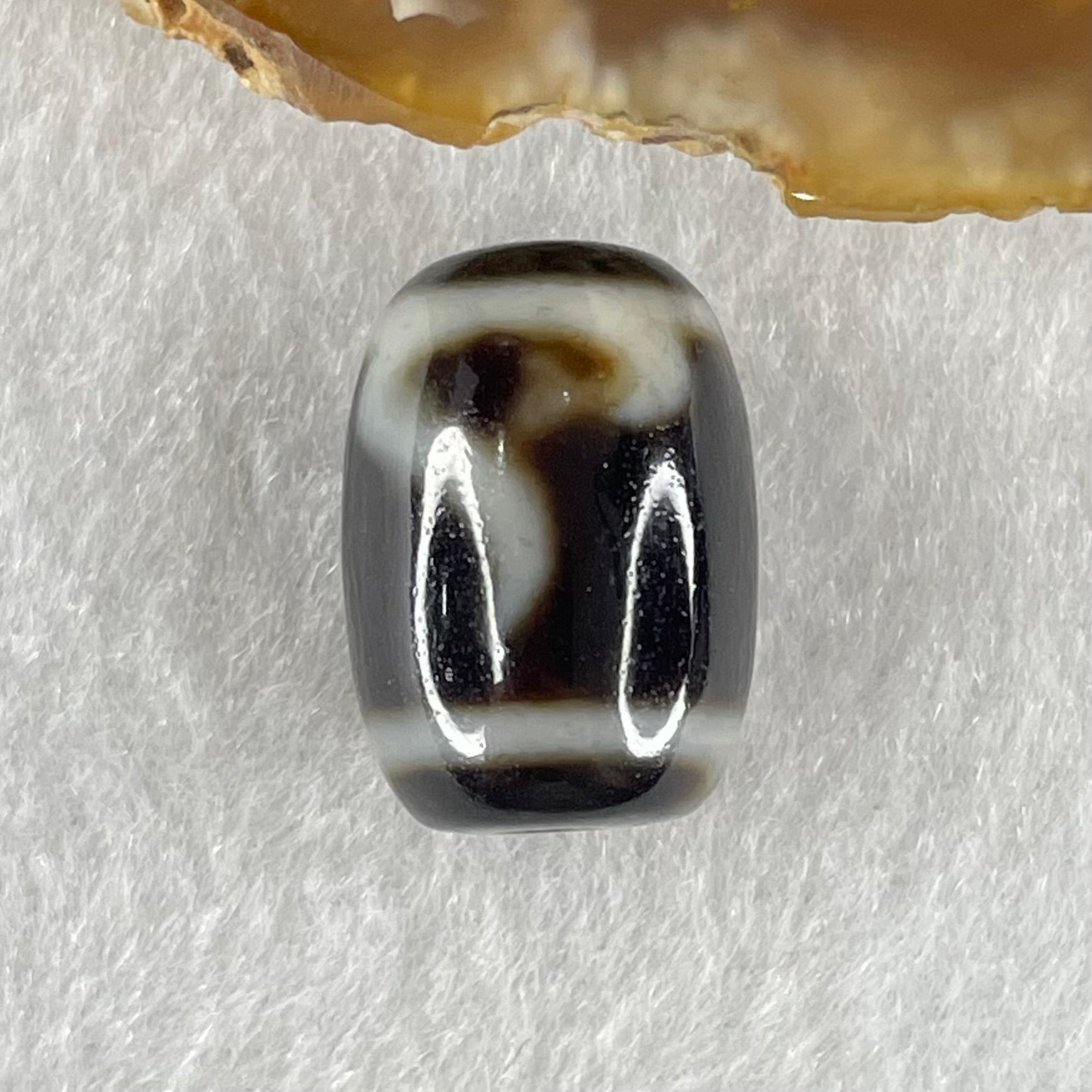 Natural Powerful Tibetan Old Oily Green Tara Dzi Bead Heavenly Master (Tian Zhu) 绿度母天珠 4.92g 18.1 by 12.9mm - Huangs Jadeite and Jewelry Pte Ltd