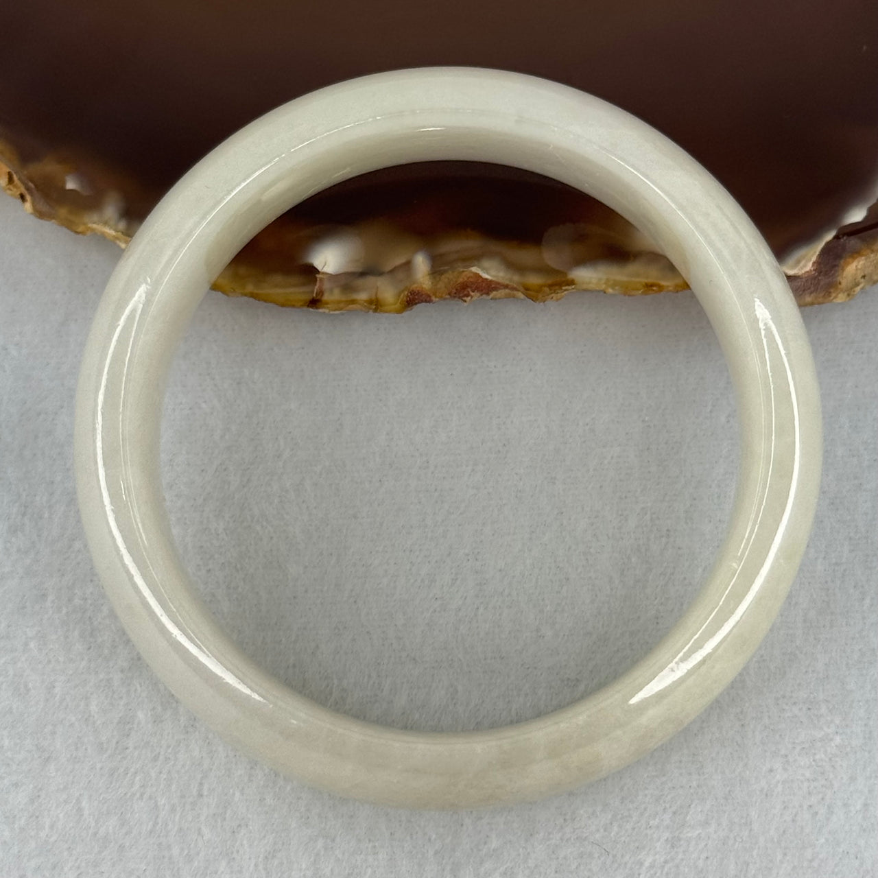 Type A Faint Green Lavender Jadeite Bangle Internal Diameter 53.6mm 69.94g 19.5 by 7.6mm (Internal Lines) - Huangs Jadeite and Jewelry Pte Ltd