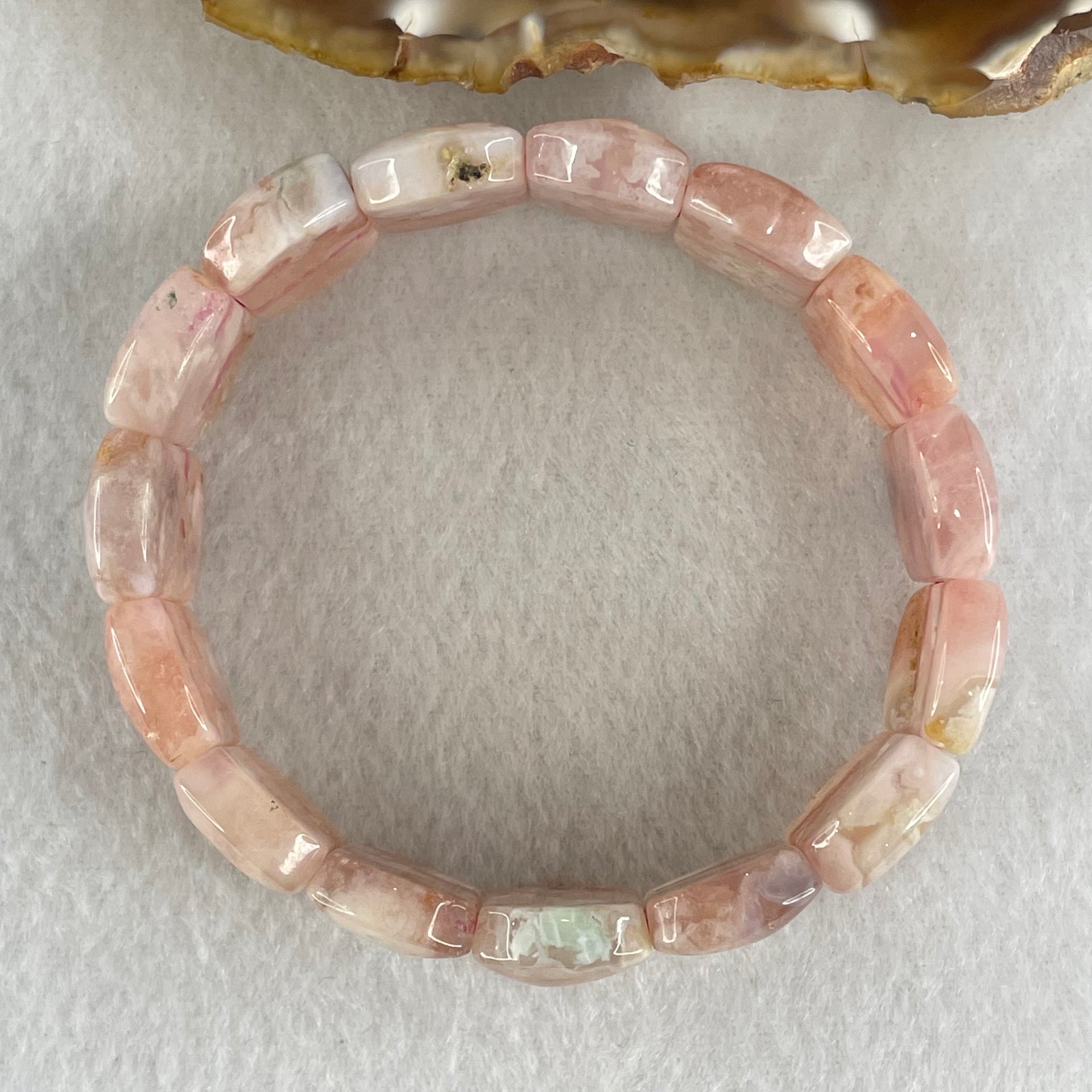 Above Average Natural Pink Flower Agate Shou Pai Bracelet 37.75g 17cm 17.8 by 13.1mm 15 Pieces (Slight External Rough) - Huangs Jadeite and Jewelry Pte Ltd