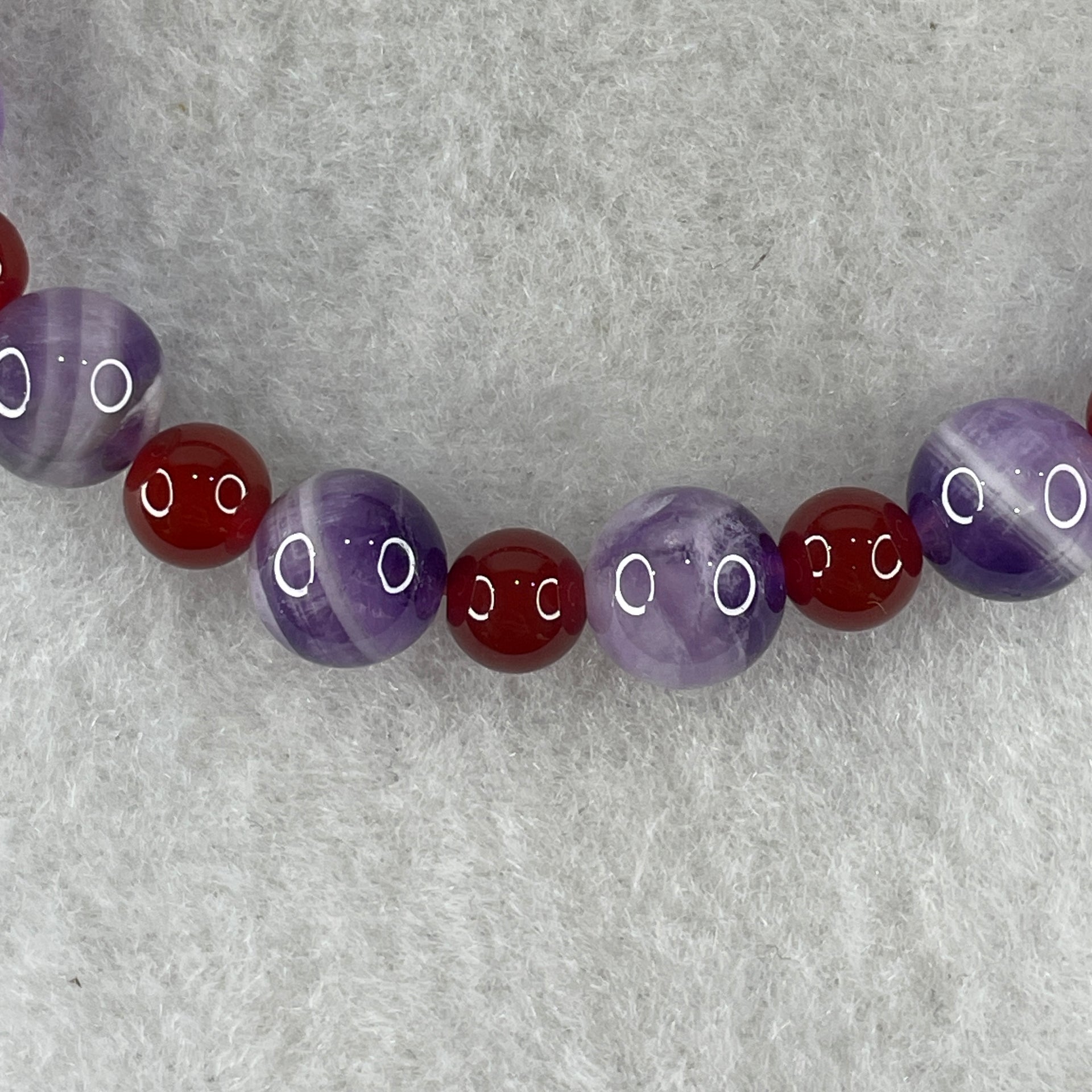 Natural Dreamy Amethyst with Red Agate Beads Bracelet 14.79g 16cm 8.3mm Amethyst 14Beads - Red 6.0mm 14 Beads - Huangs Jadeite and Jewelry Pte Ltd