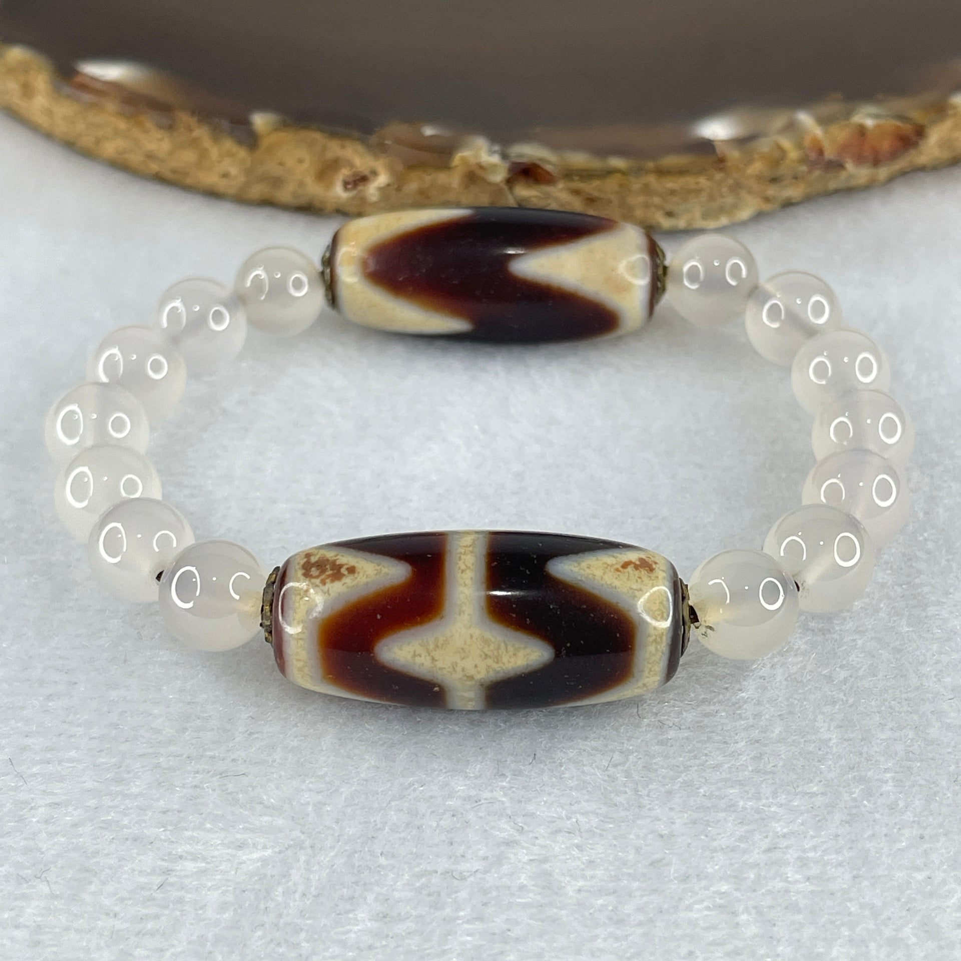 Natural Powerful Tibetan Old Oily Agate Tiger Tooth Daluo Dzi Bead Heavenly Master (Tian Zhu) with White Agate Beads Bracelet 24.84g 14cm 29.8 by 13.0mm Double Tiger Tooth - 29.5 by 12.3 Tiger Tooth - Huangs Jadeite and Jewelry Pte Ltd