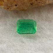 Natural Colombia Vivid Green Emerald (Beryl) Cut-Cornered Rectangular Step cut 0.40ct 5.2 by 3.5 by 2.4mm - Huangs Jadeite and Jewelry Pte Ltd