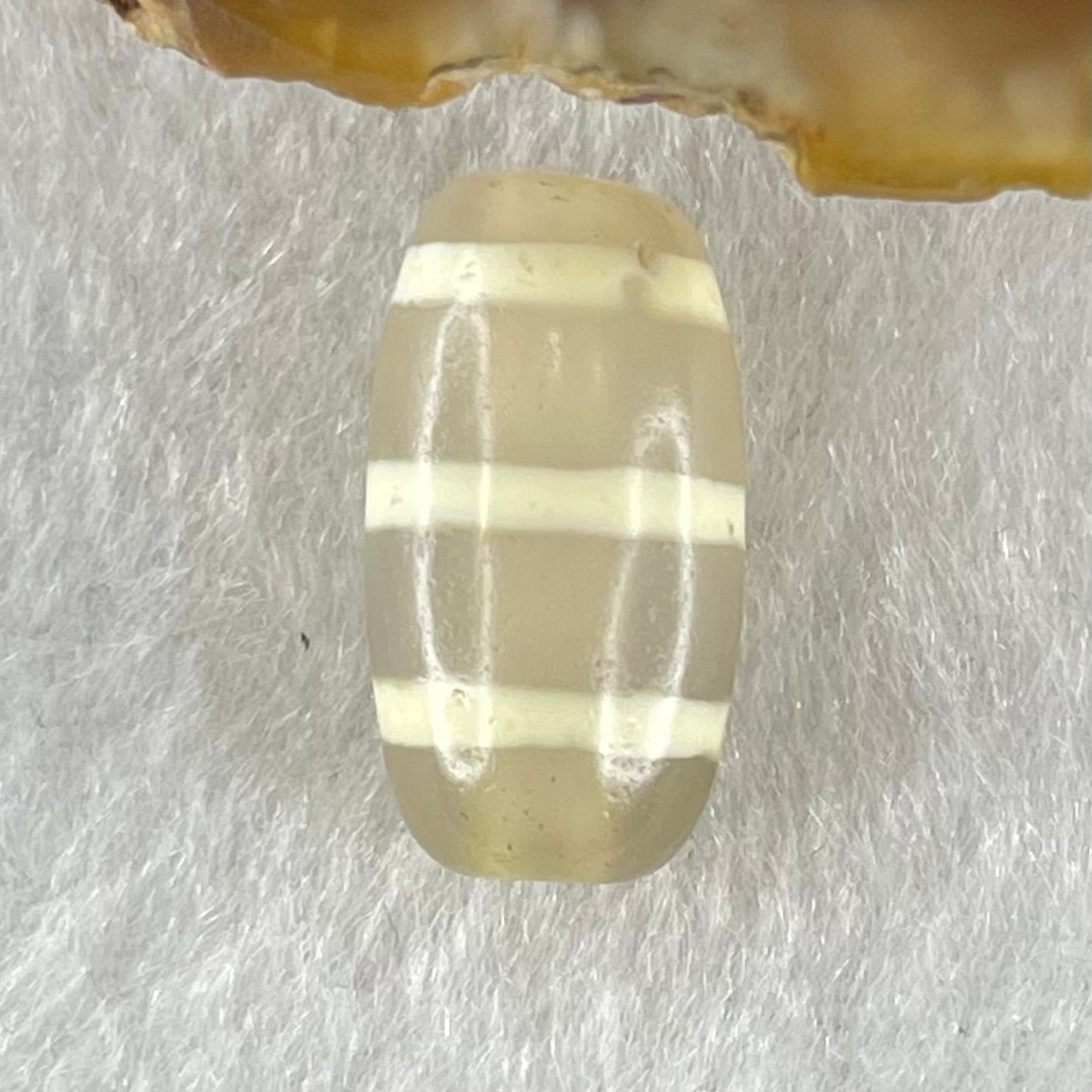 Natural Powerful Tibetan Old Oily Agate 3-Lines Dzi Bead Heavenly Master (Tian Zhu) 三行天诛 2.51g 17.9 by 9.7mm - Huangs Jadeite and Jewelry Pte Ltd