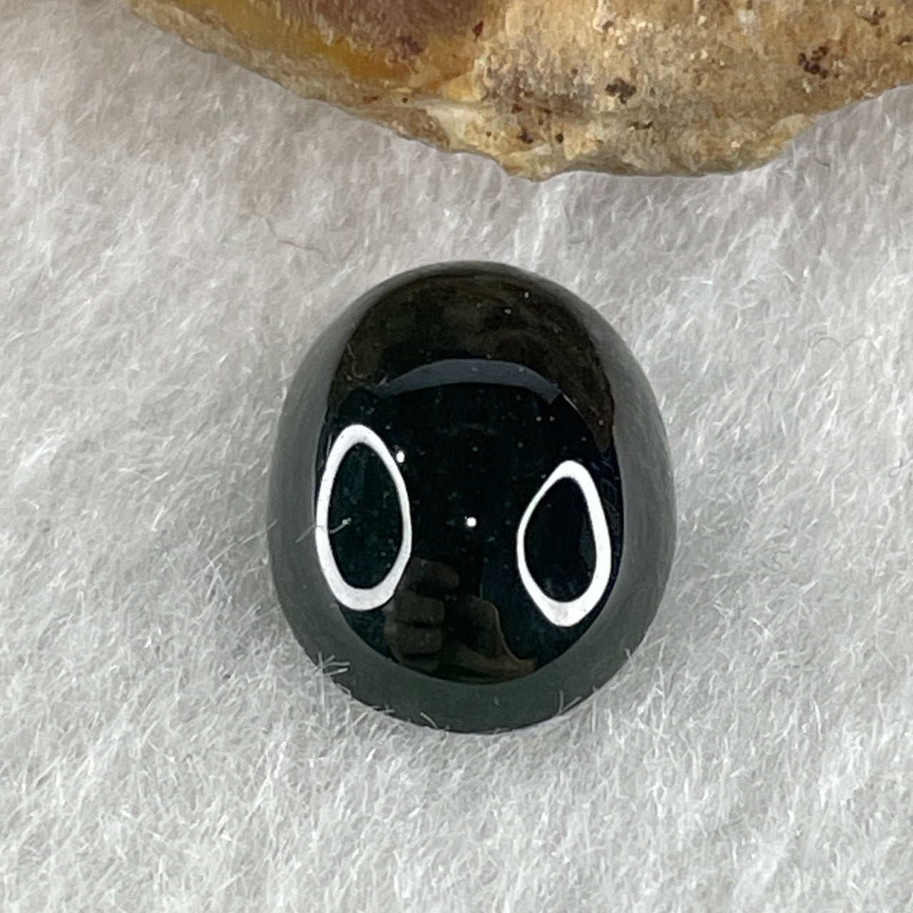 Type A Translucent Black Omphacite Jadeite Oval Cabouchon Stone For Setting 0.84g 11.2 by 8.6 by 4.6mm - Huangs Jadeite and Jewelry Pte Ltd