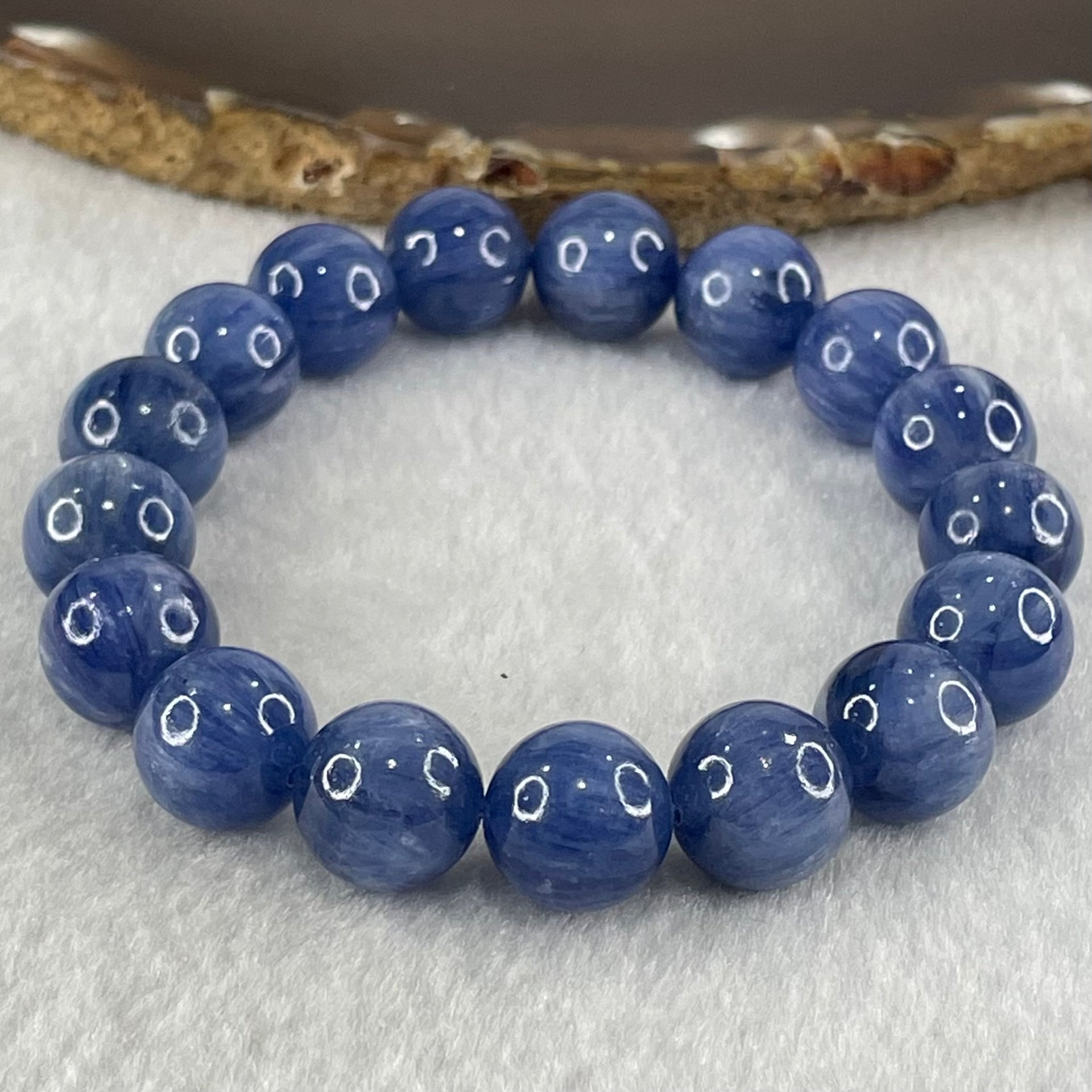 Natural Blue Kyanite Beads Bracelet 55.73g 17cm 12.4mm 17 Beads - Huangs Jadeite and Jewelry Pte Ltd