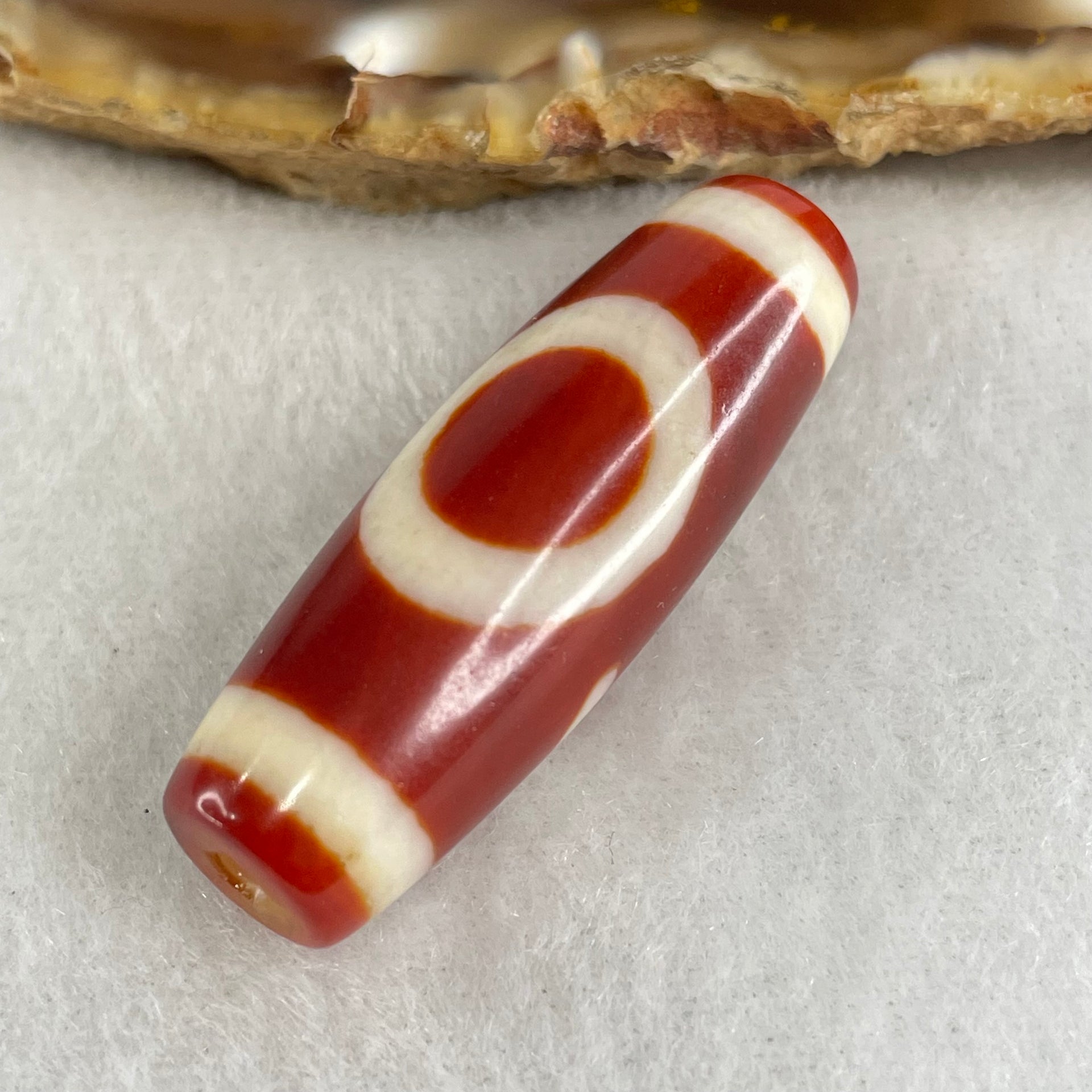 Natural Powerful Tibetan Old Oily Red White Agate One Eye Gold Metal Element Dzi Bead Heavenly Master (Tian Zhu) 一眼金天珠 9.50g 38.2 by 12.8mm - Huangs Jadeite and Jewelry Pte Ltd