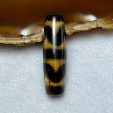 Natural Powerful Tibetan Old Oily Agate  Double Tiger Tooth Daluo Dzi Bead Heavenly Master (Tian Zhu) 虎呀天诛 7.48g 37.9 by 11.3mm