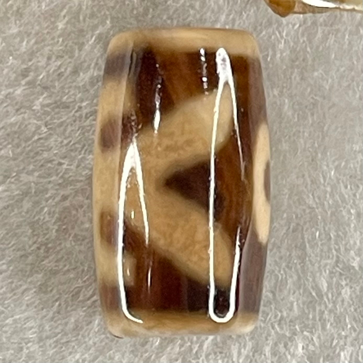 Natural Powerful Tibetan Old Oily Agate Patina Guiren Tairen Human Dzi Bead Totem Amulet Heavenly Master (Tian Zhu) 贵人天诛 4.67g 20.0 by 11.5mm - Huangs Jadeite and Jewelry Pte Ltd