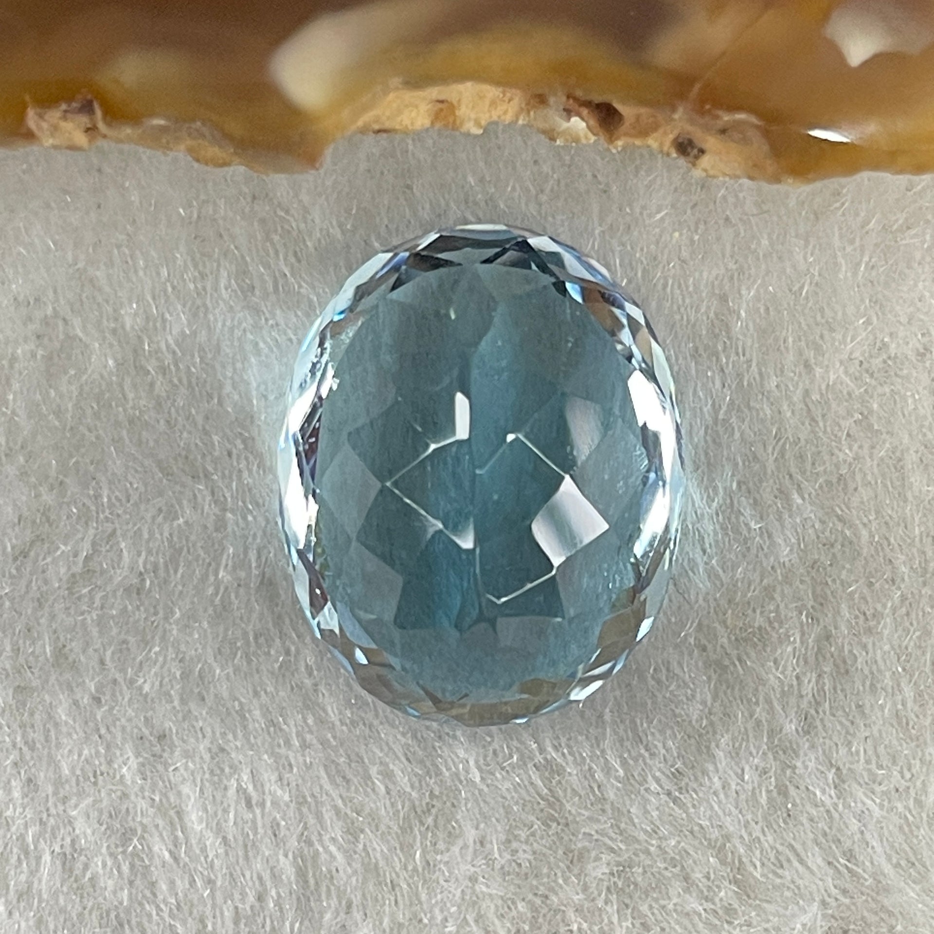 Natural Sky Blue Topaz Oval Shape 15.60ct 16.1 by 13.0 by 9.1mm - Huangs Jadeite and Jewelry Pte Ltd