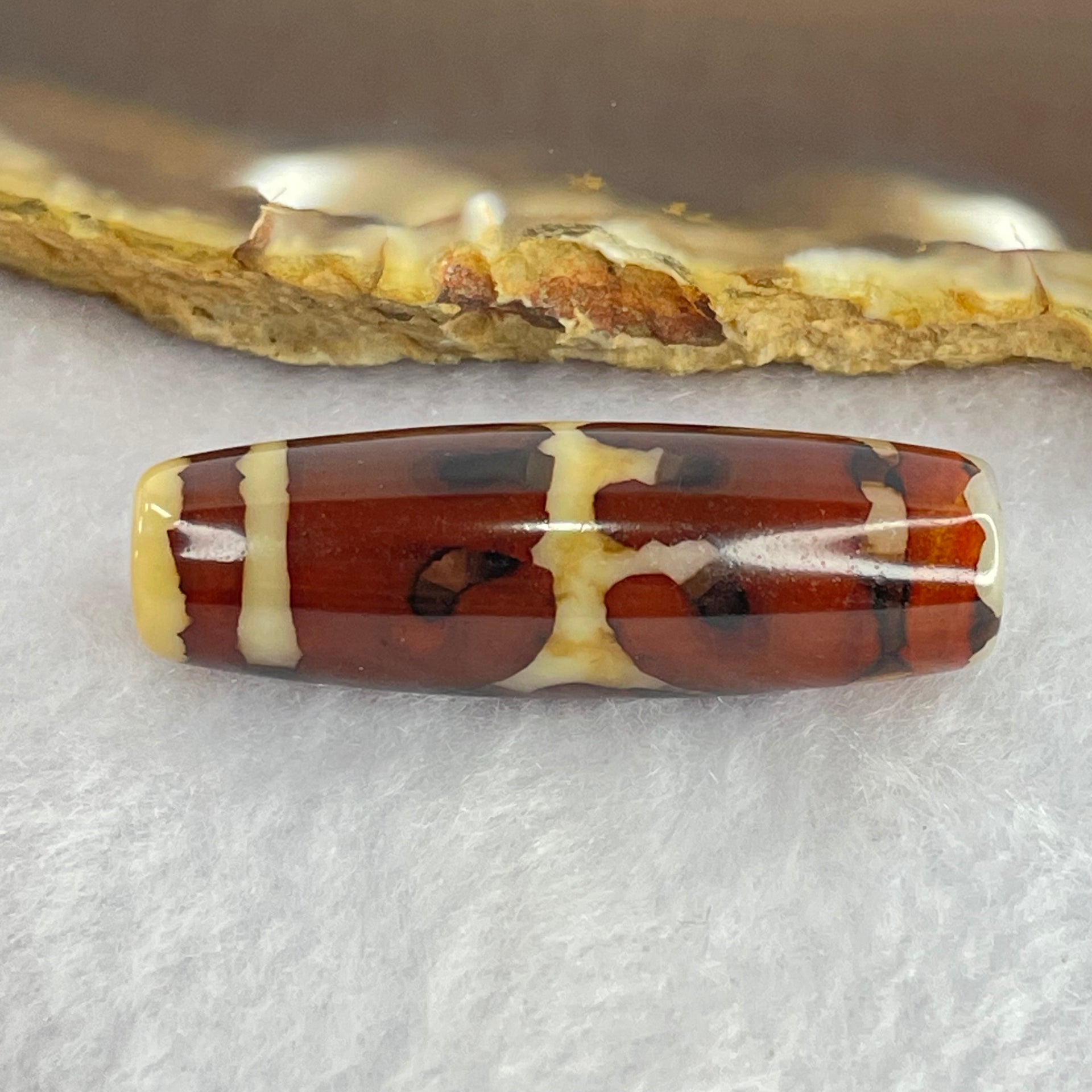 Natural Powerful Tibetan Old Oily Agate Patina Guiren Tairen Human Dzi Bead Totem Amulet Heavenly Master (Tian Zhu) 贵人天诛 8.70g 37.7 by 12.1mm - Huangs Jadeite and Jewelry Pte Ltd