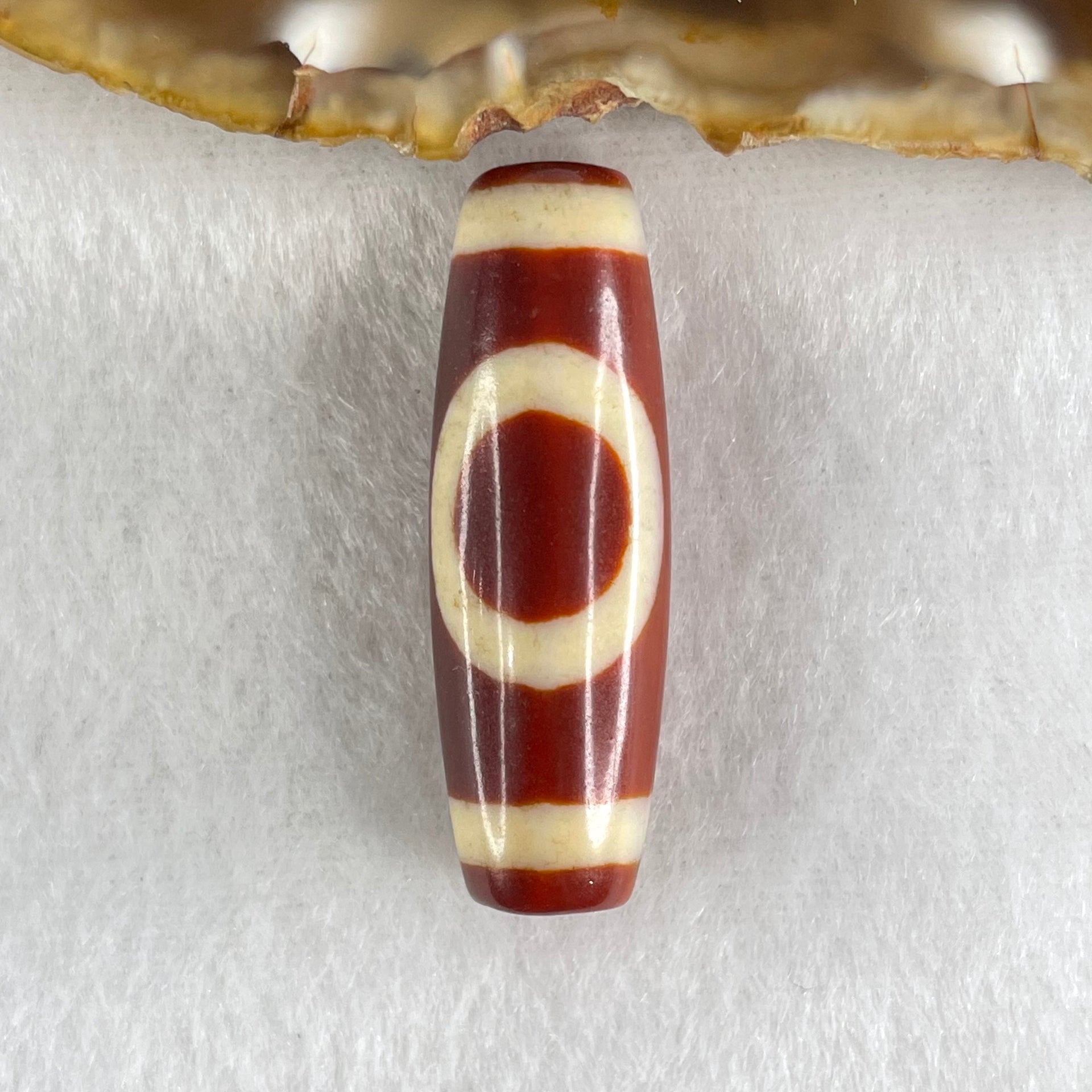Natural Powerful Tibetan Old Oily Red White Agate One Eye Gold Metal Element Dzi Bead Heavenly Master (Tian Zhu) 一眼金天珠 8.81g 37.5 by 12.4mm - Huangs Jadeite and Jewelry Pte Ltd