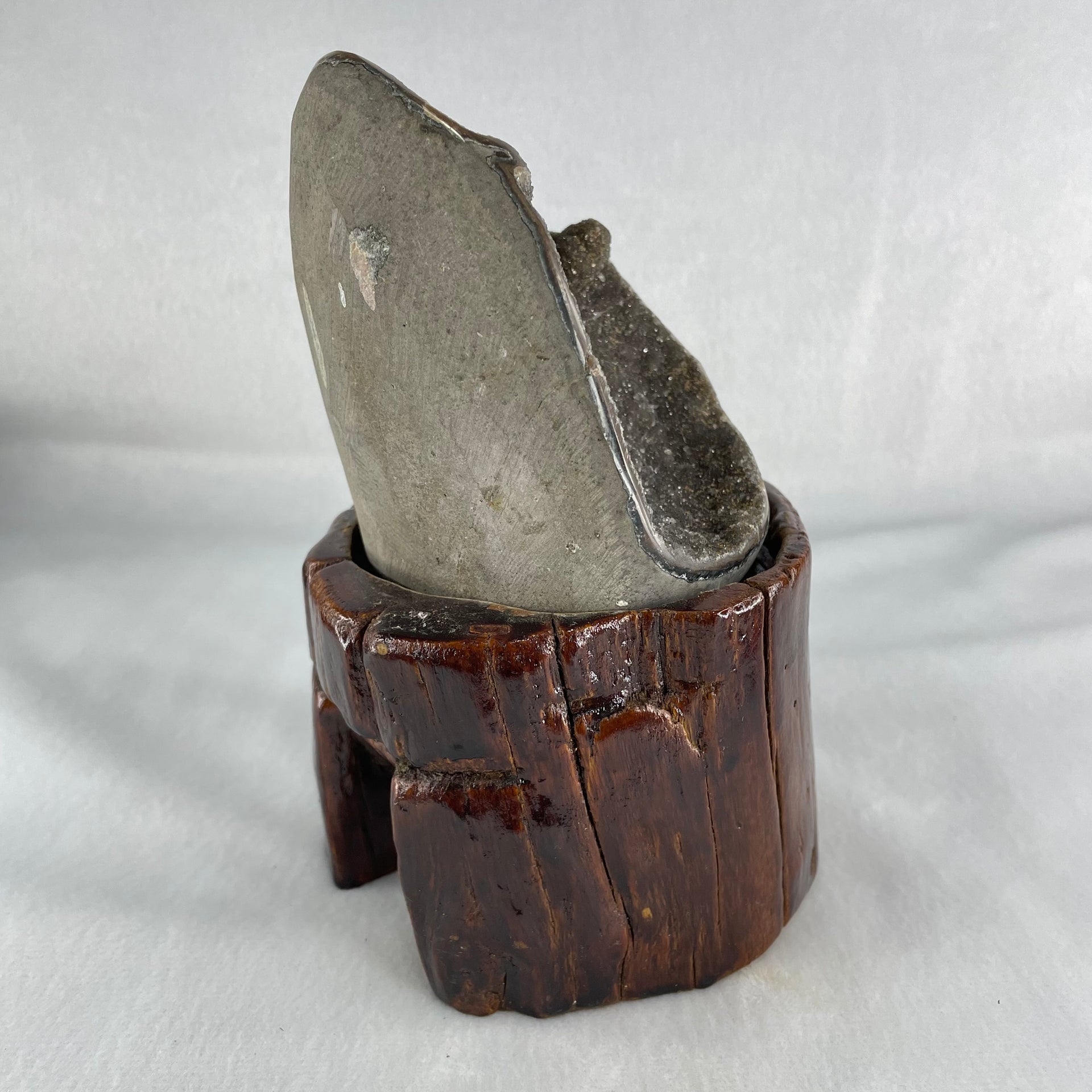 Natural Amethyst Cave with Wooden Stand 844.6g 96.5 by 106.5 by 150.0mm - Huangs Jadeite and Jewelry Pte Ltd