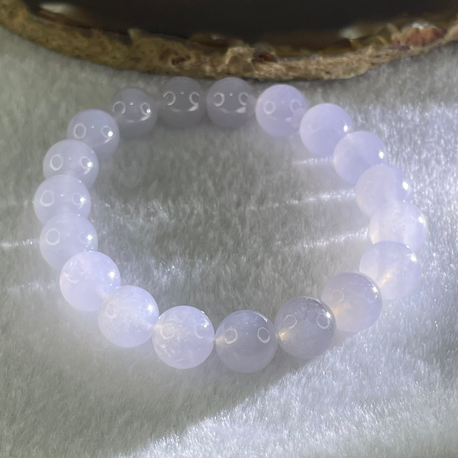 Type A Semi Icy Light Lavender Jadeite Bead Bracelet 32.70g 16cm 10.0mm 19 Beads - Huangs Jadeite and Jewelry Pte Ltd
