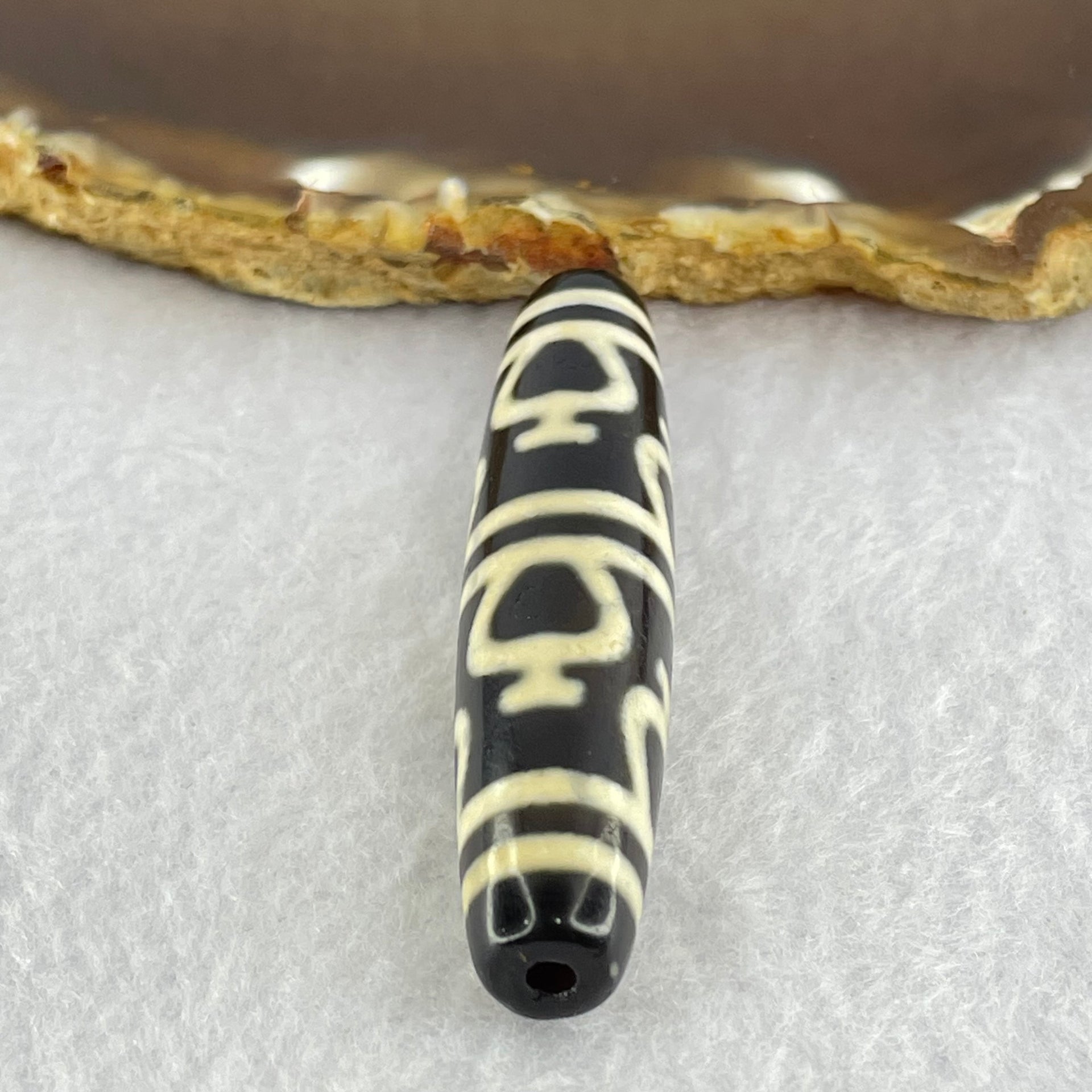 Natural Powerful Tibetan Old Oily Agate 8 Nectar Vessel Dzi Bead Heavenly Master (Tian Zhu) 花蜜容器眼天珠 14.98g 59.8 by 13.1mm - Huangs Jadeite and Jewelry Pte Ltd